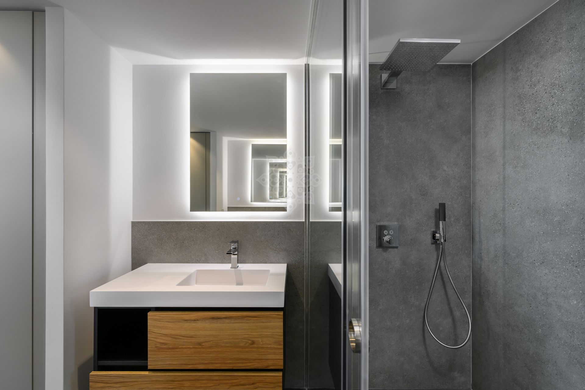 Apartment in El Higueron, Fuengirola