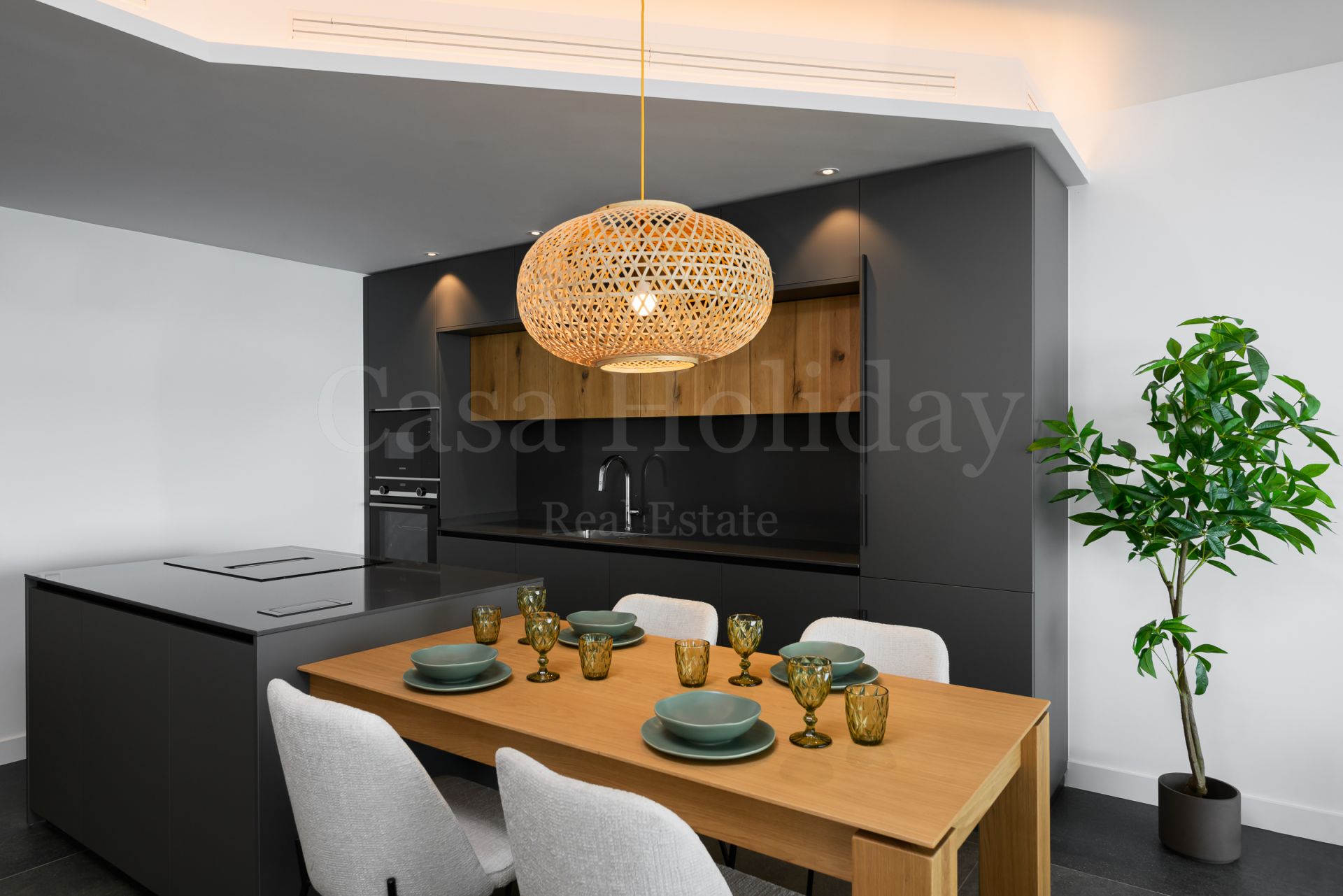 Apartment in El Higueron, Fuengirola