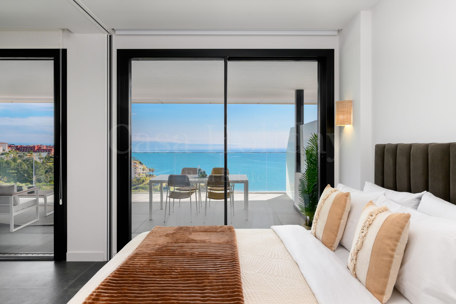 Apartment in El Higueron, Fuengirola