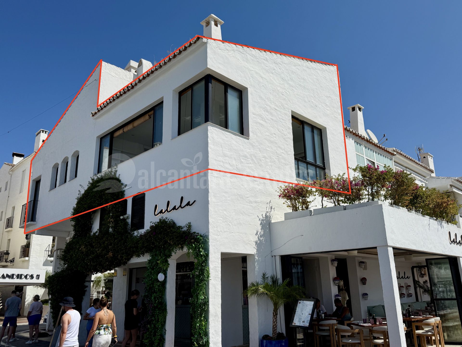 Apartment in Marina Banus, Marbella