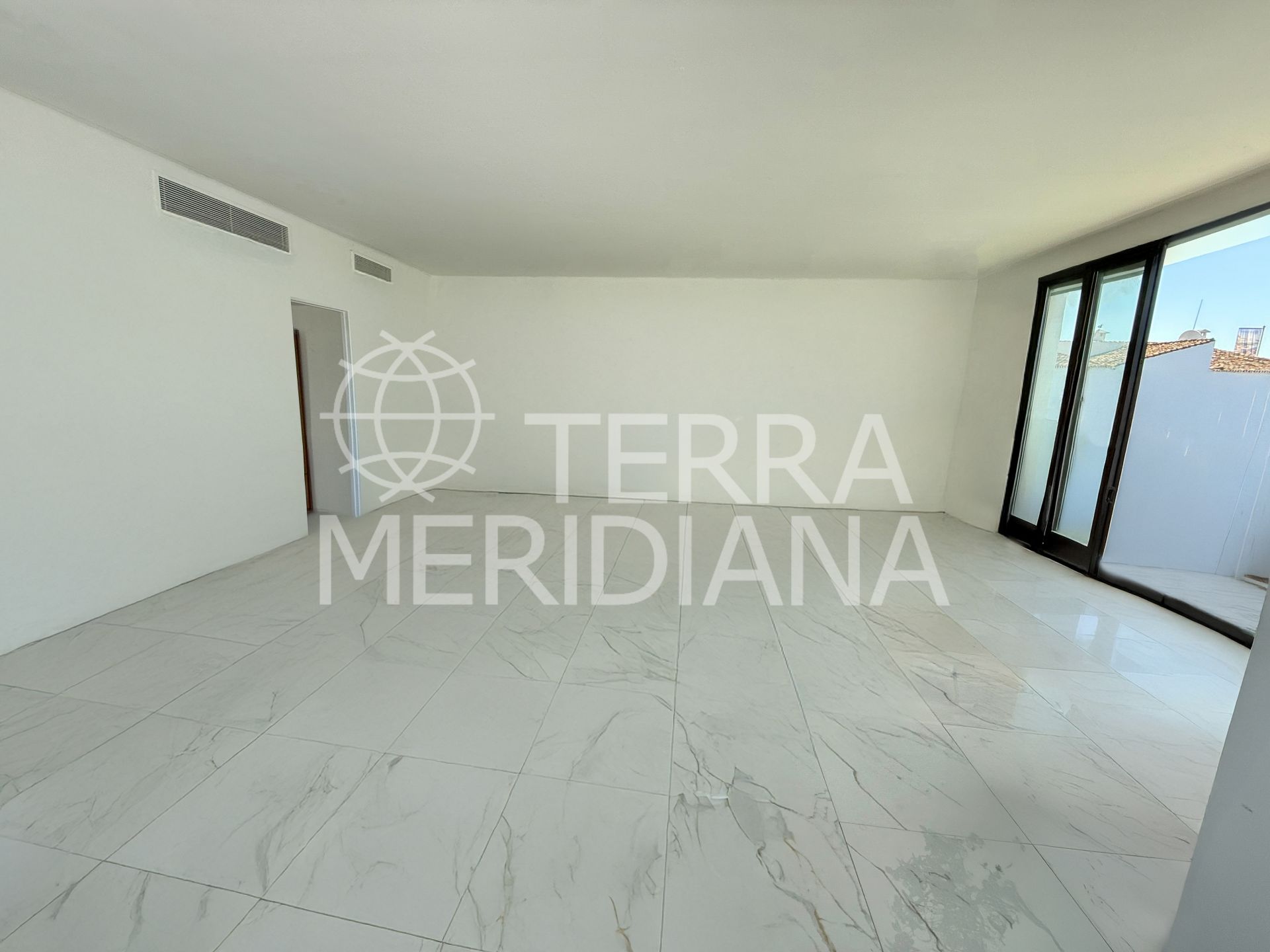 Apartment in Marina Banus, Marbella