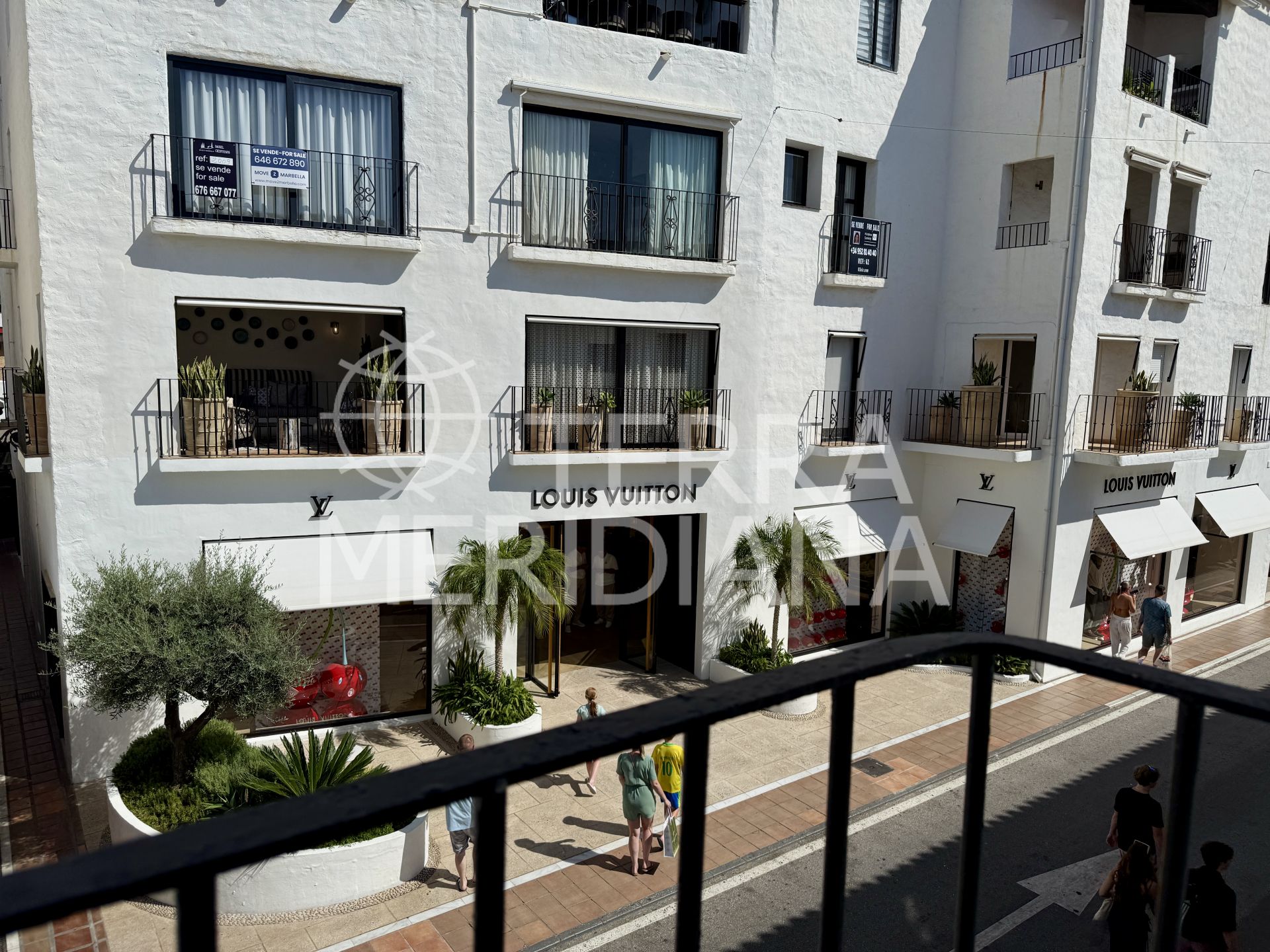 Apartment in Marina Banus, Marbella