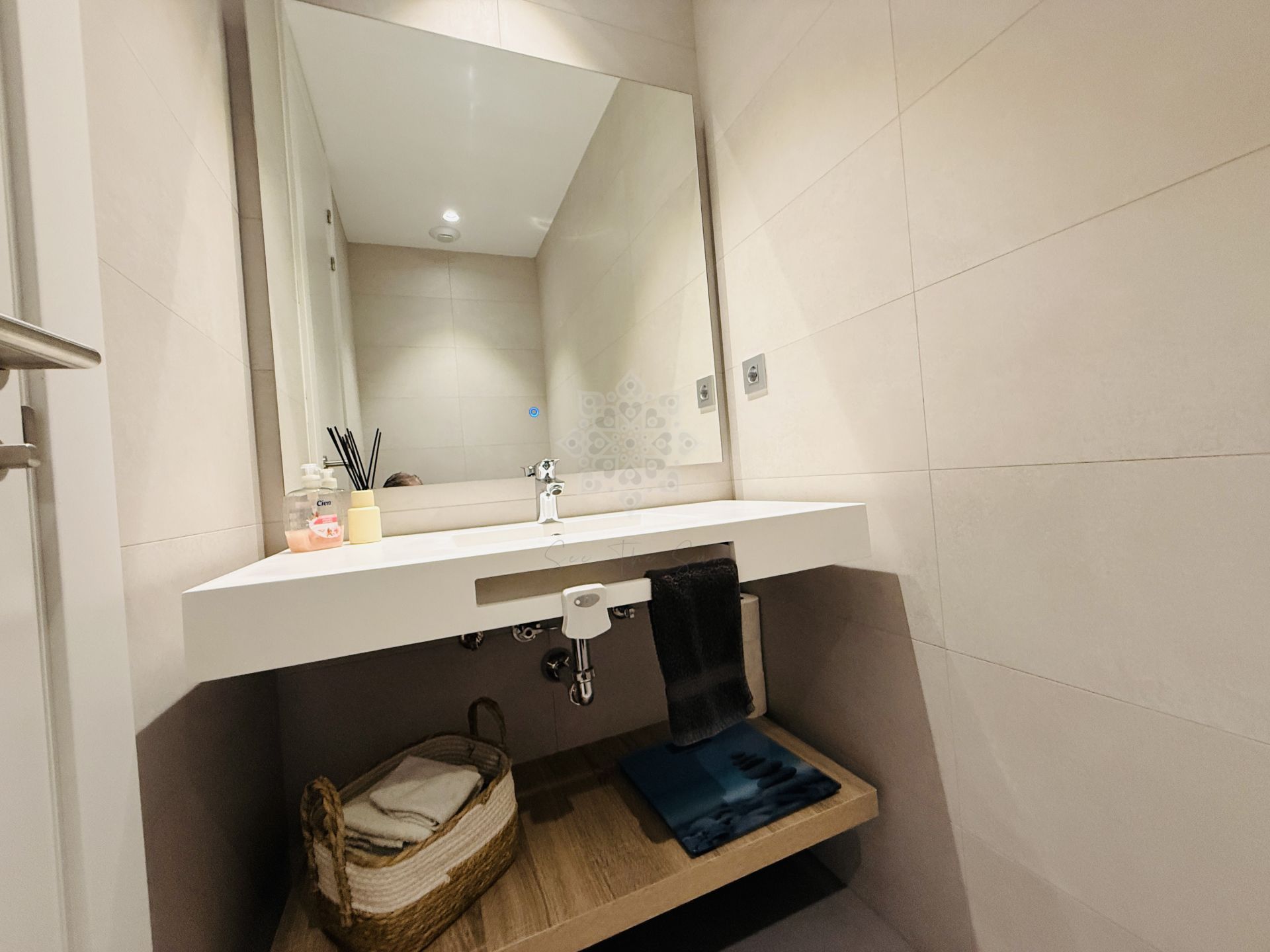 Apartment in Las Mesas, Estepona