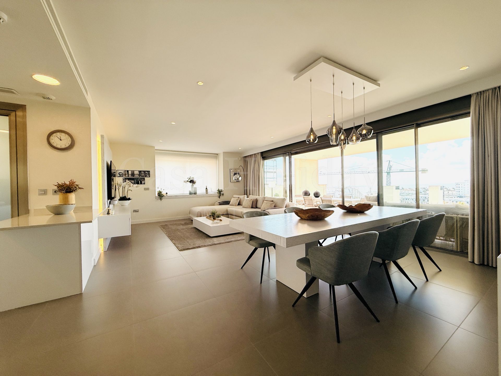 Apartamento en Las Mesas, Estepona