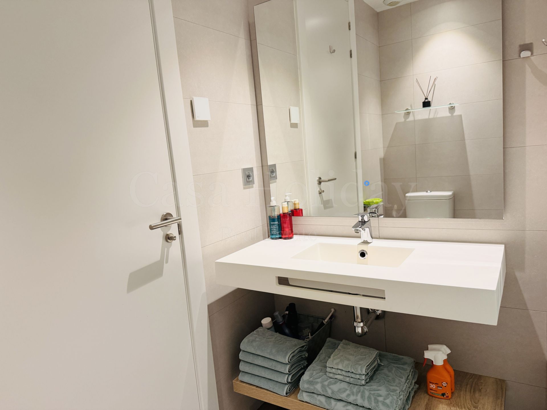 Apartamento en Las Mesas, Estepona