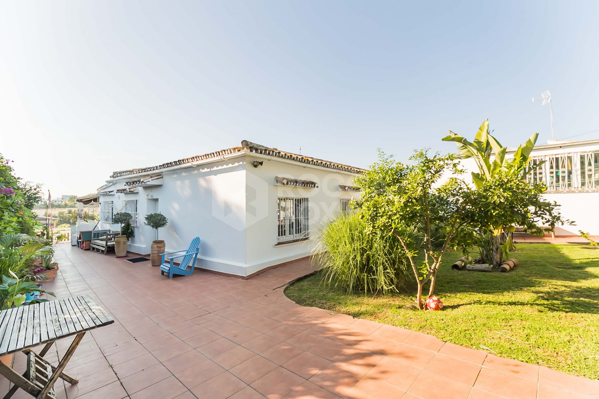 Charming 4 bed Villa with Beautiful Ambiance and Excellent Location