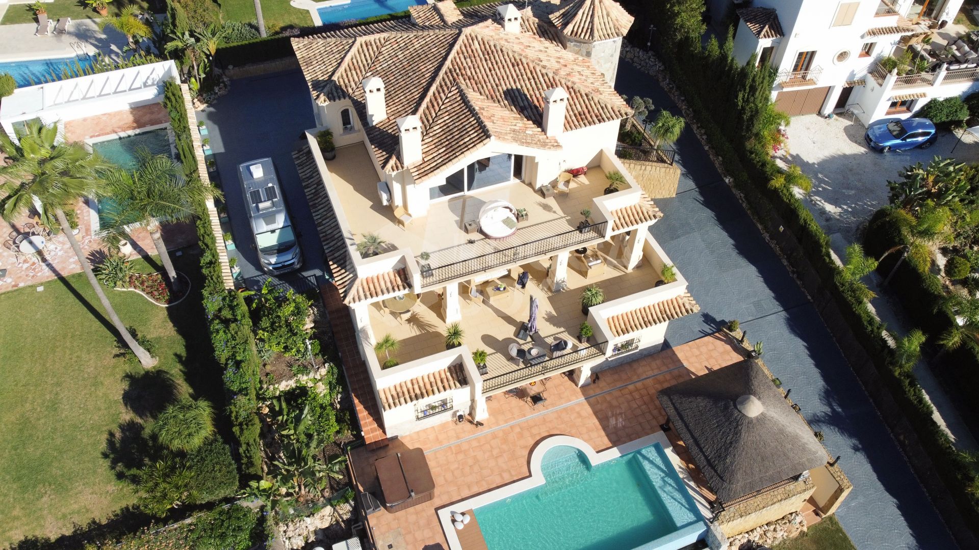 Stunning four bedroom villa, in the highly sought in the heart of the “Golf Valley” with panoramic views