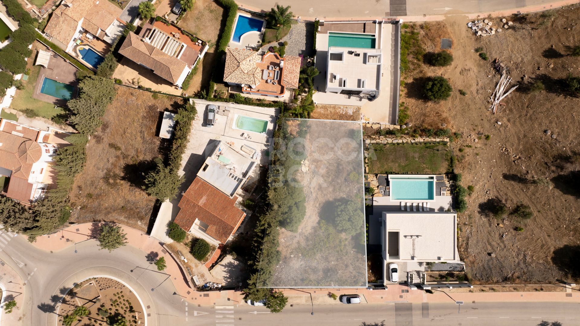 Prime Plot with Project and License in Valle Romano, Estepona