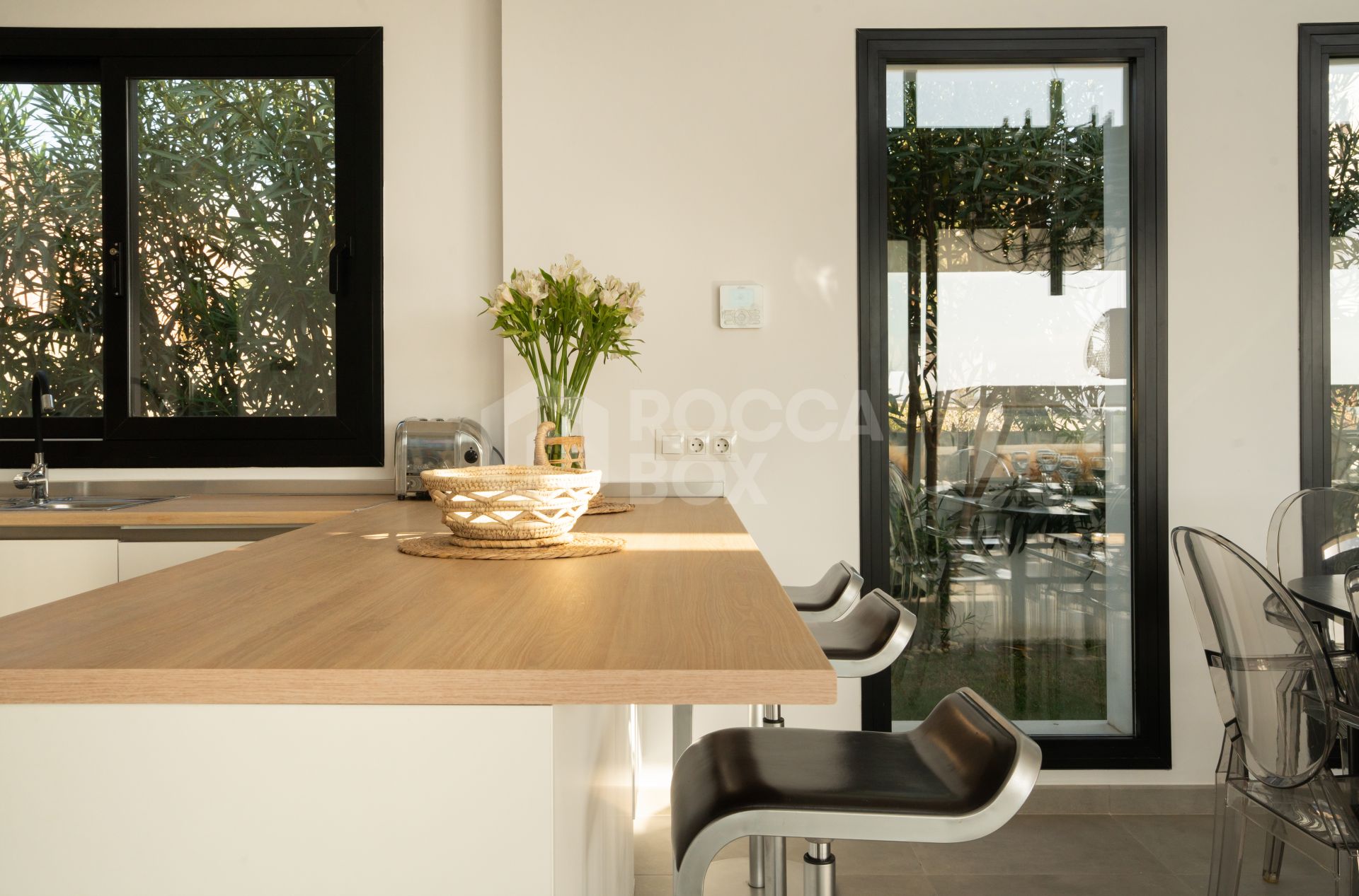 Contemporary 3-bedroom villa in Valle Romano