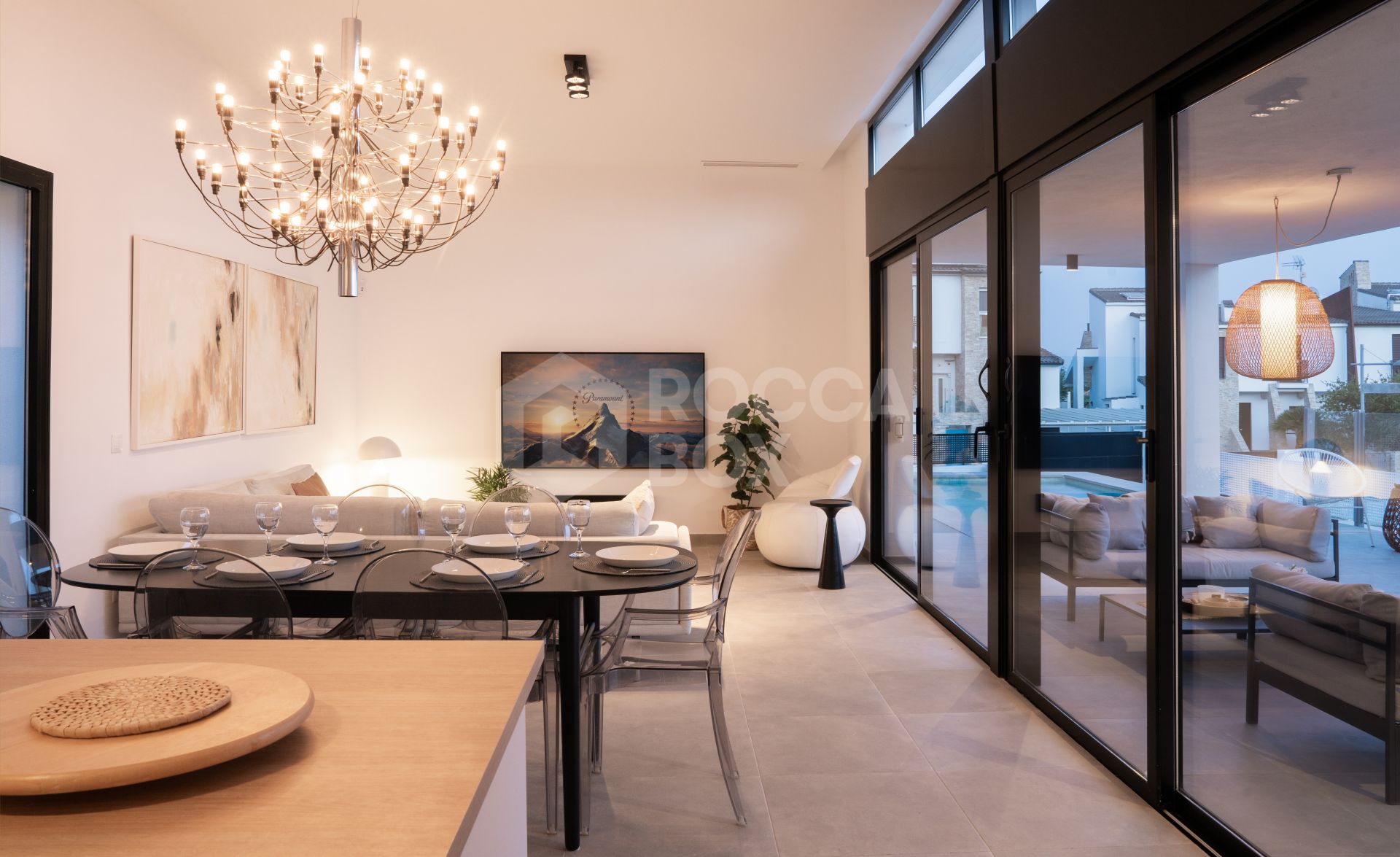 Contemporary 3-bedroom villa in Valle Romano