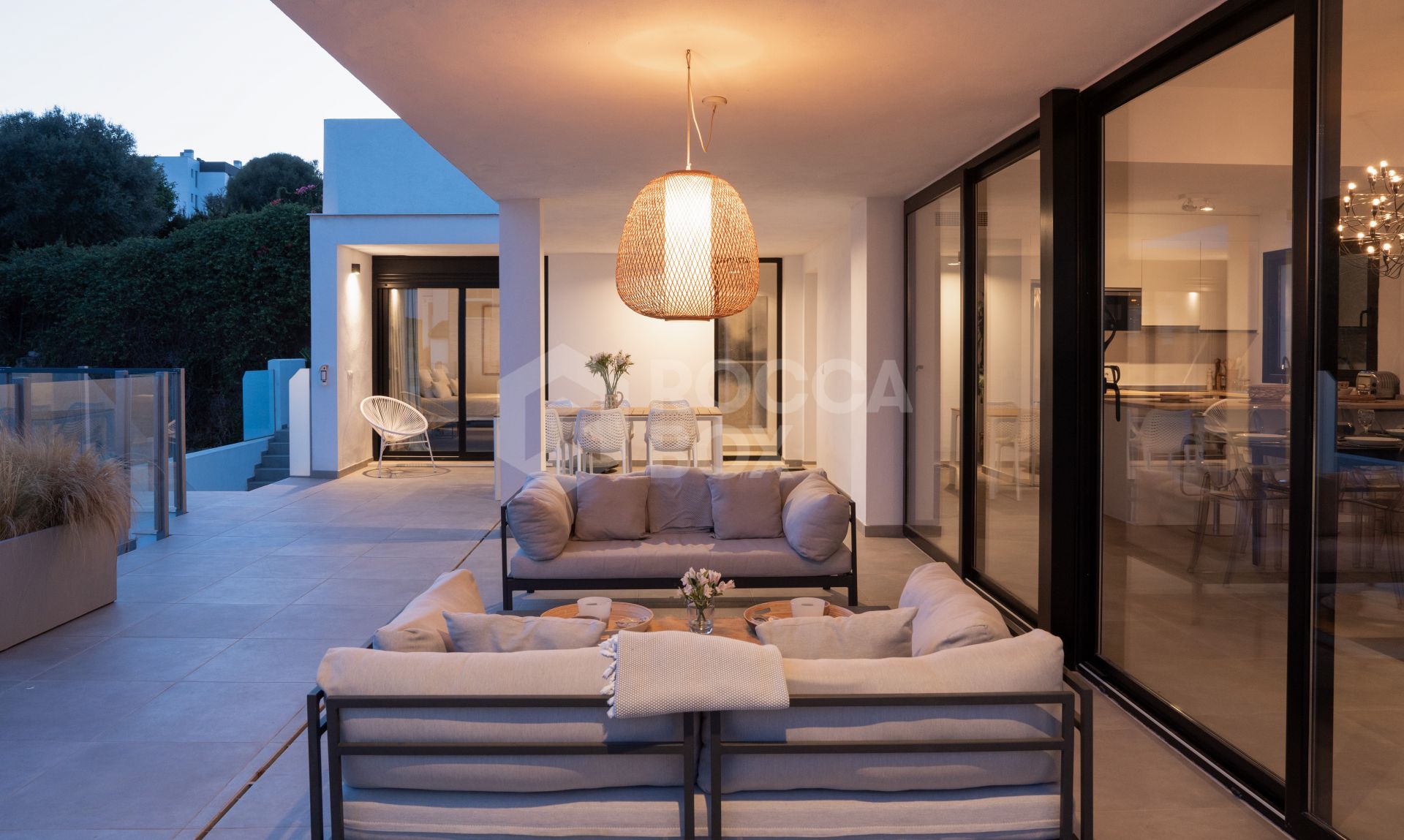 Contemporary 3-bedroom villa in Valle Romano