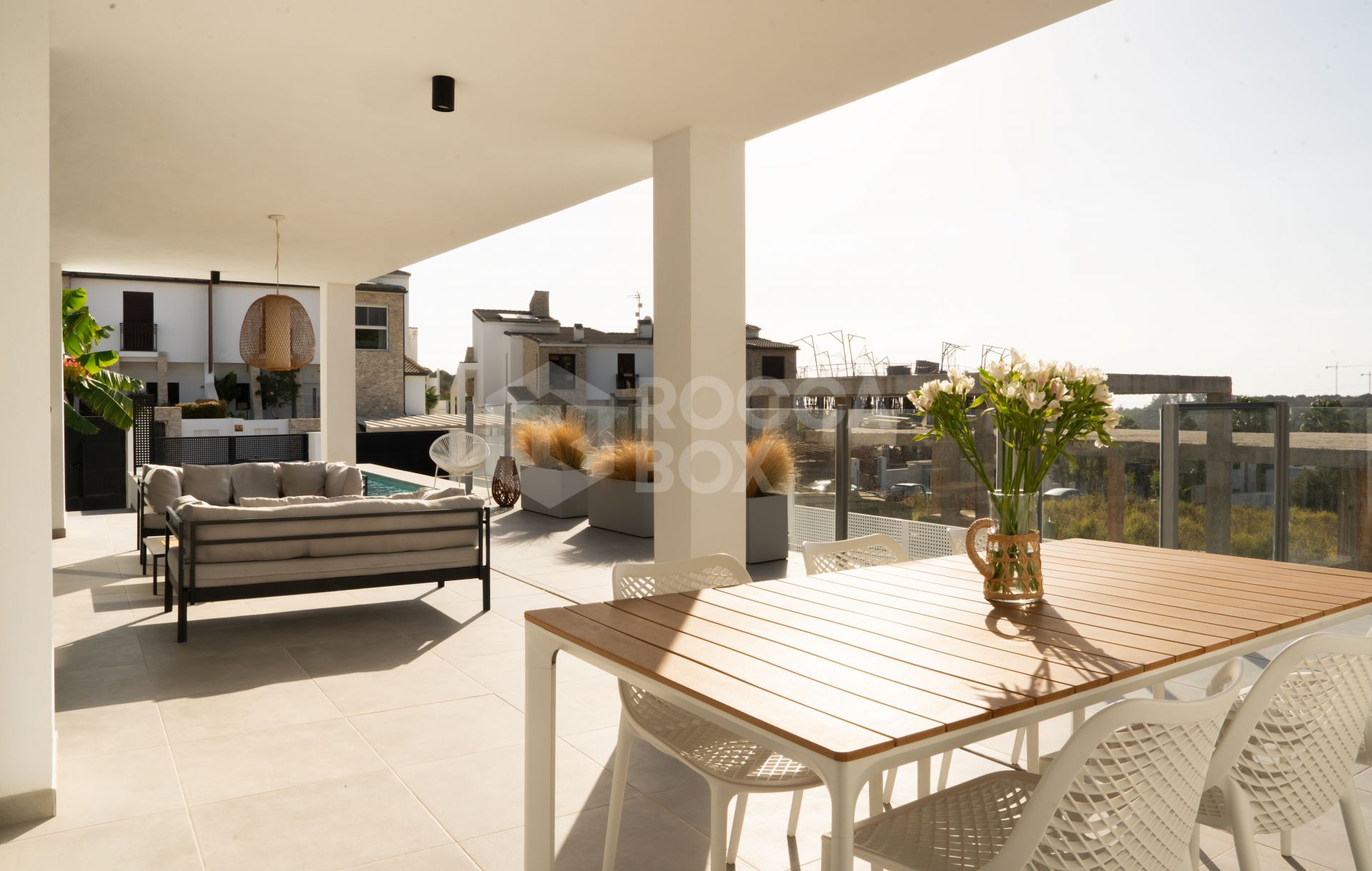 Contemporary 3-bedroom villa in Valle Romano