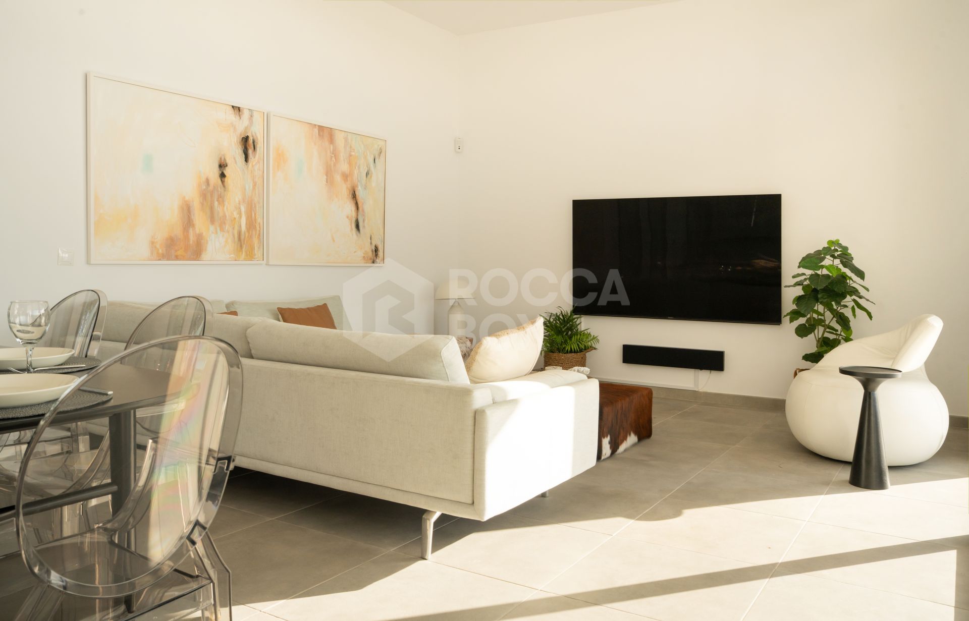 Contemporary 3-bedroom villa in Valle Romano