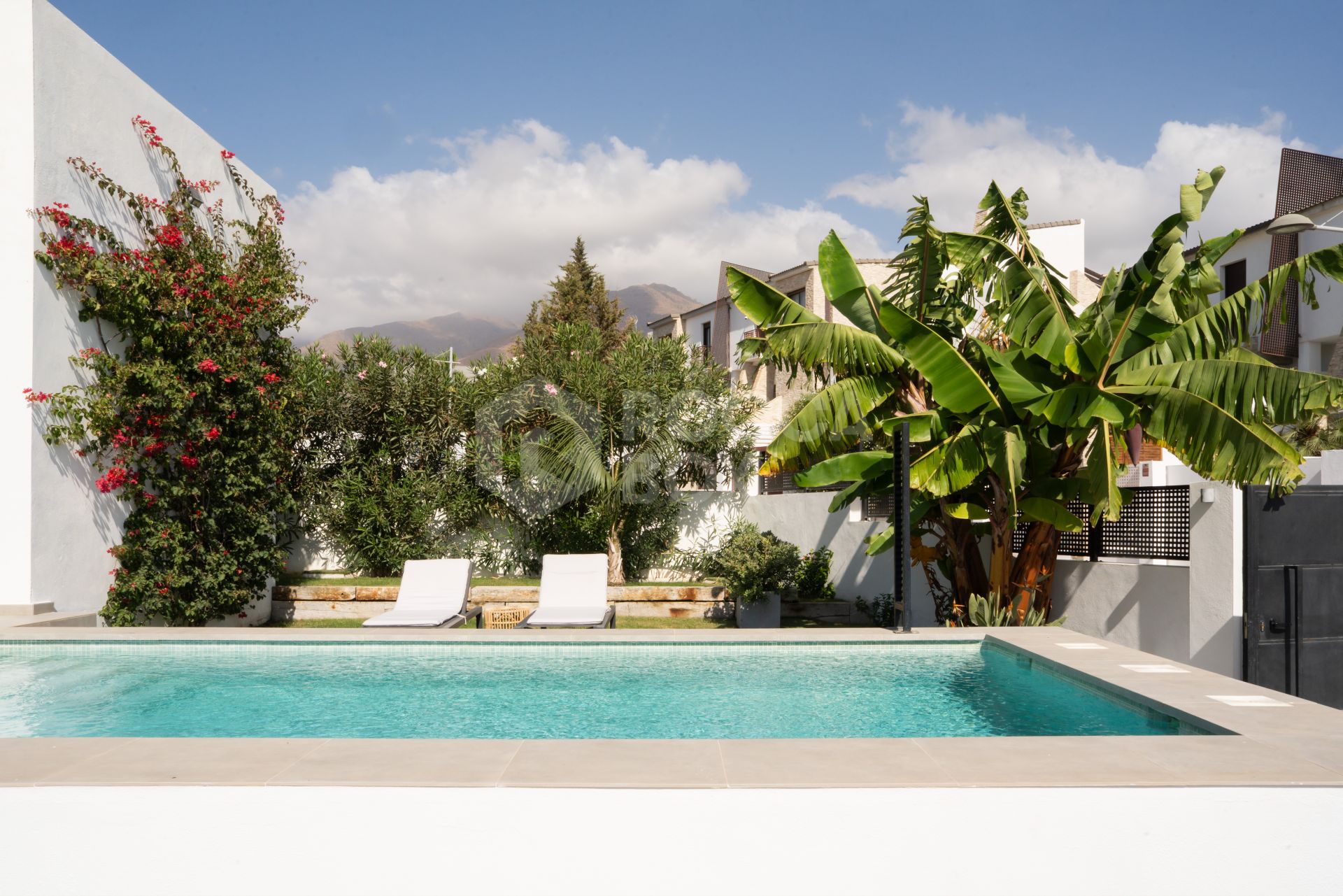 Contemporary 3-bedroom villa in Valle Romano