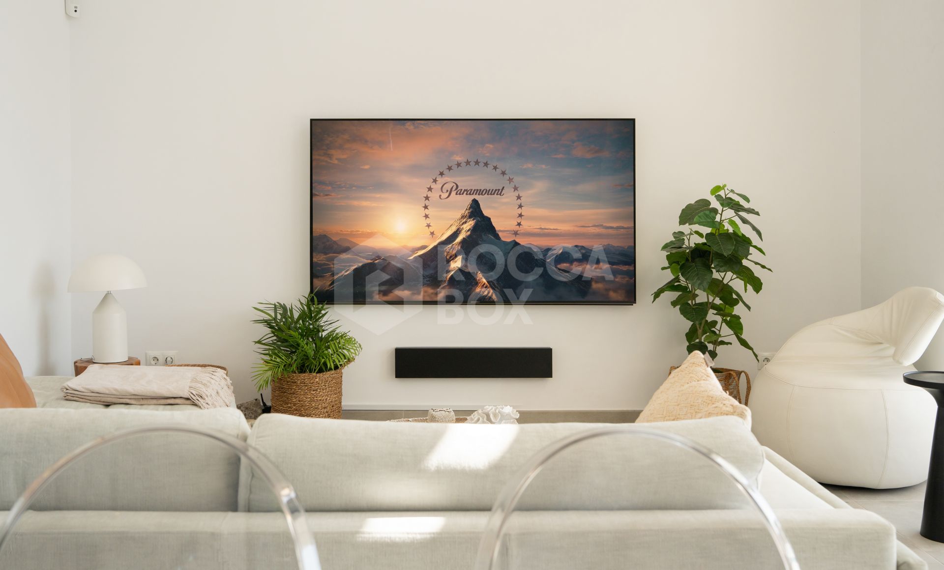 Contemporary 3-bedroom villa in Valle Romano