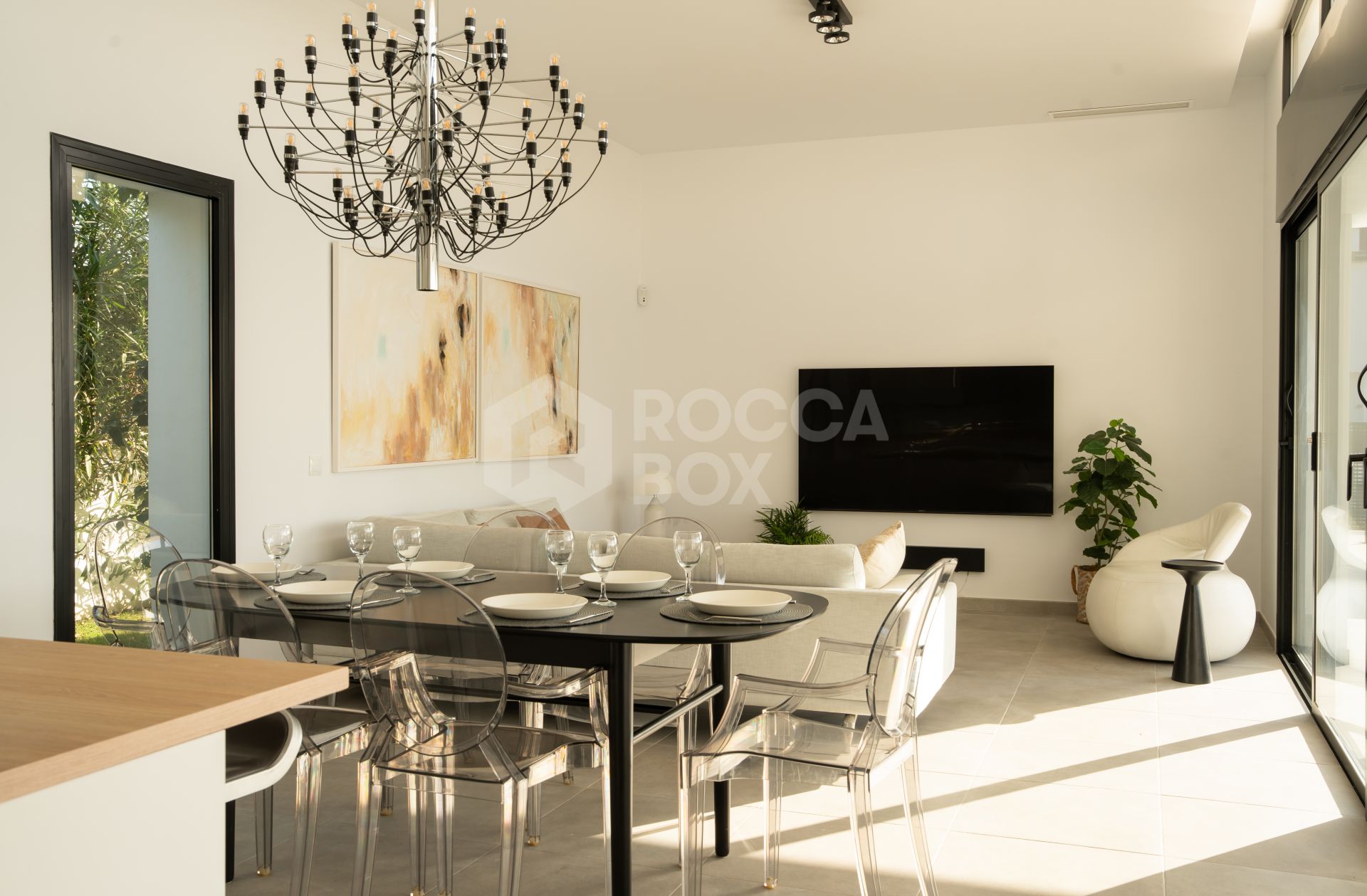 Contemporary 3-bedroom villa in Valle Romano