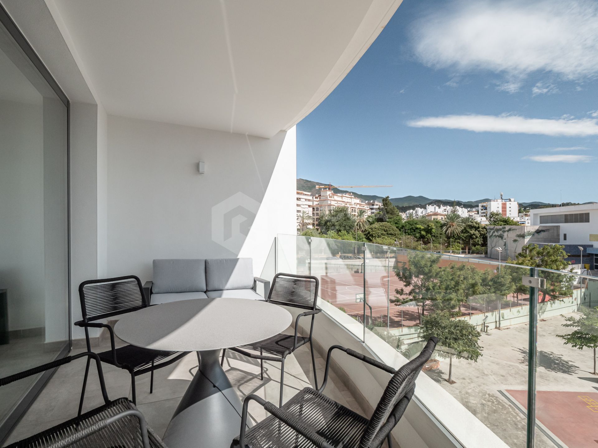 Modern Apartment in the Center of Estepona