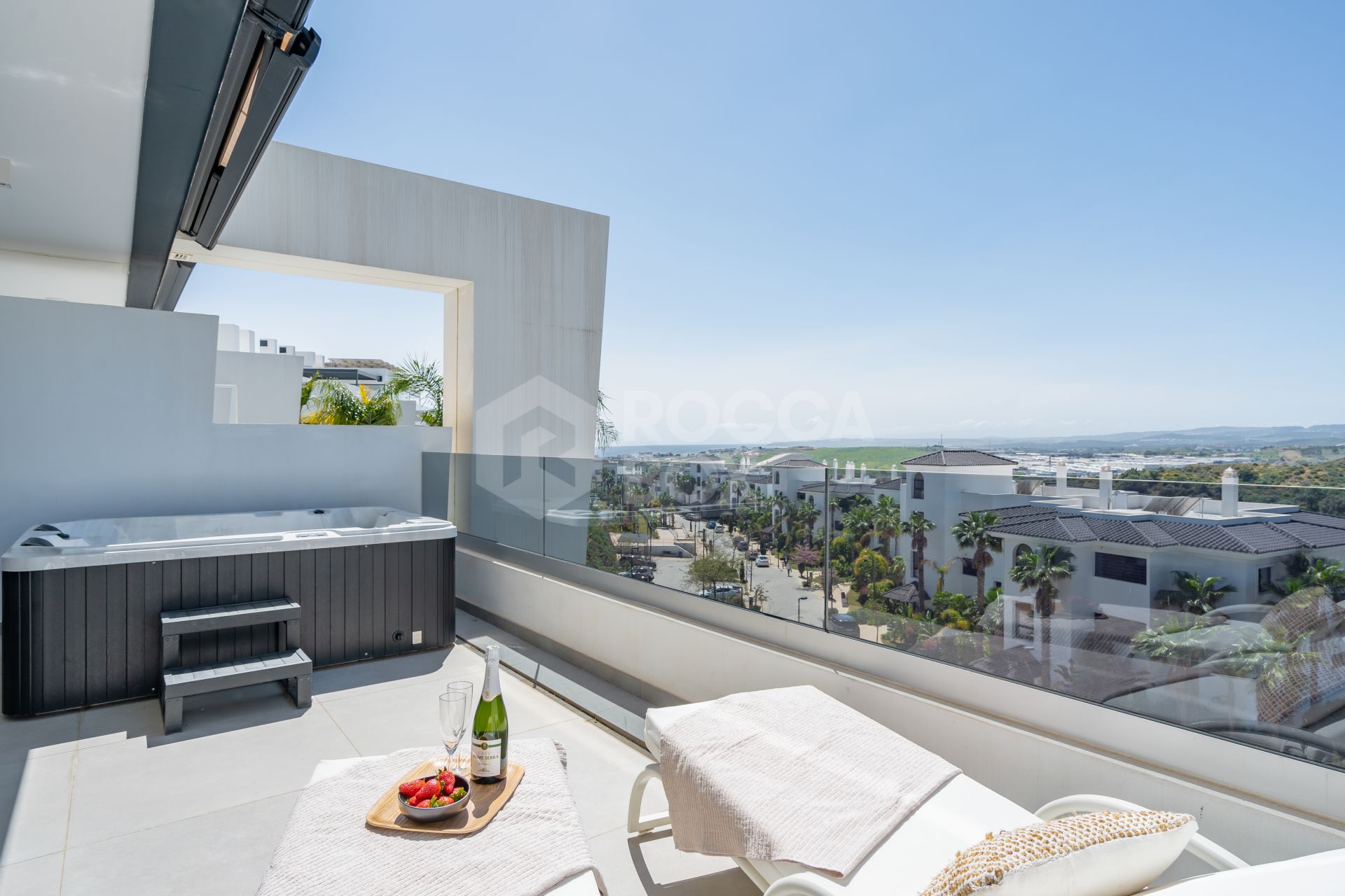Exclusive Two-Bedroom Apartment in Mirador de Estepona Hills