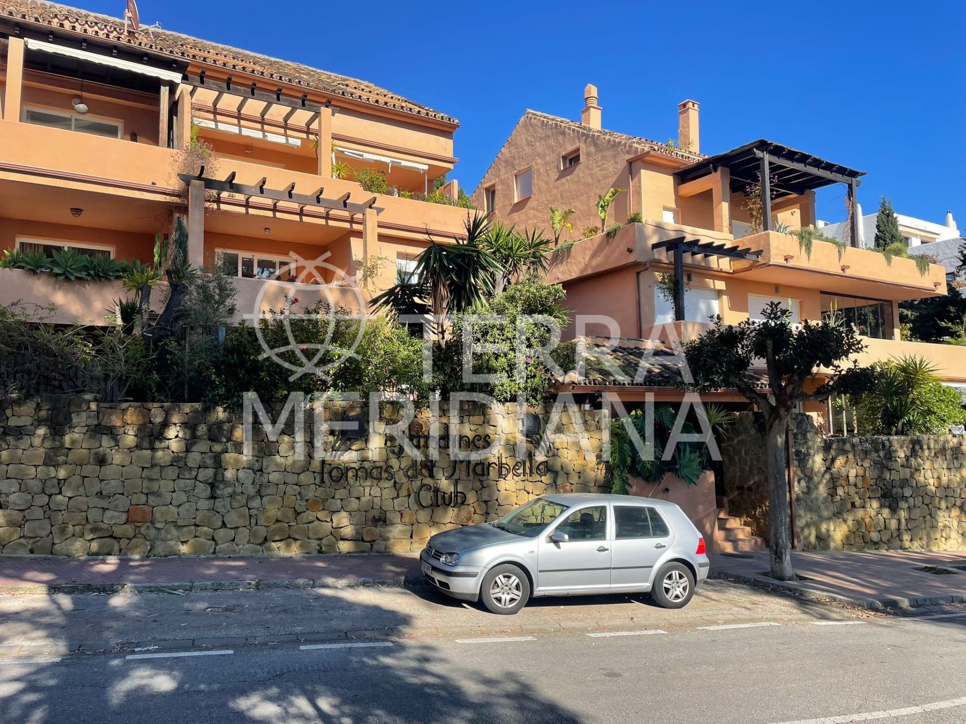 Apartment in Jardines de las Lomas, Marbella