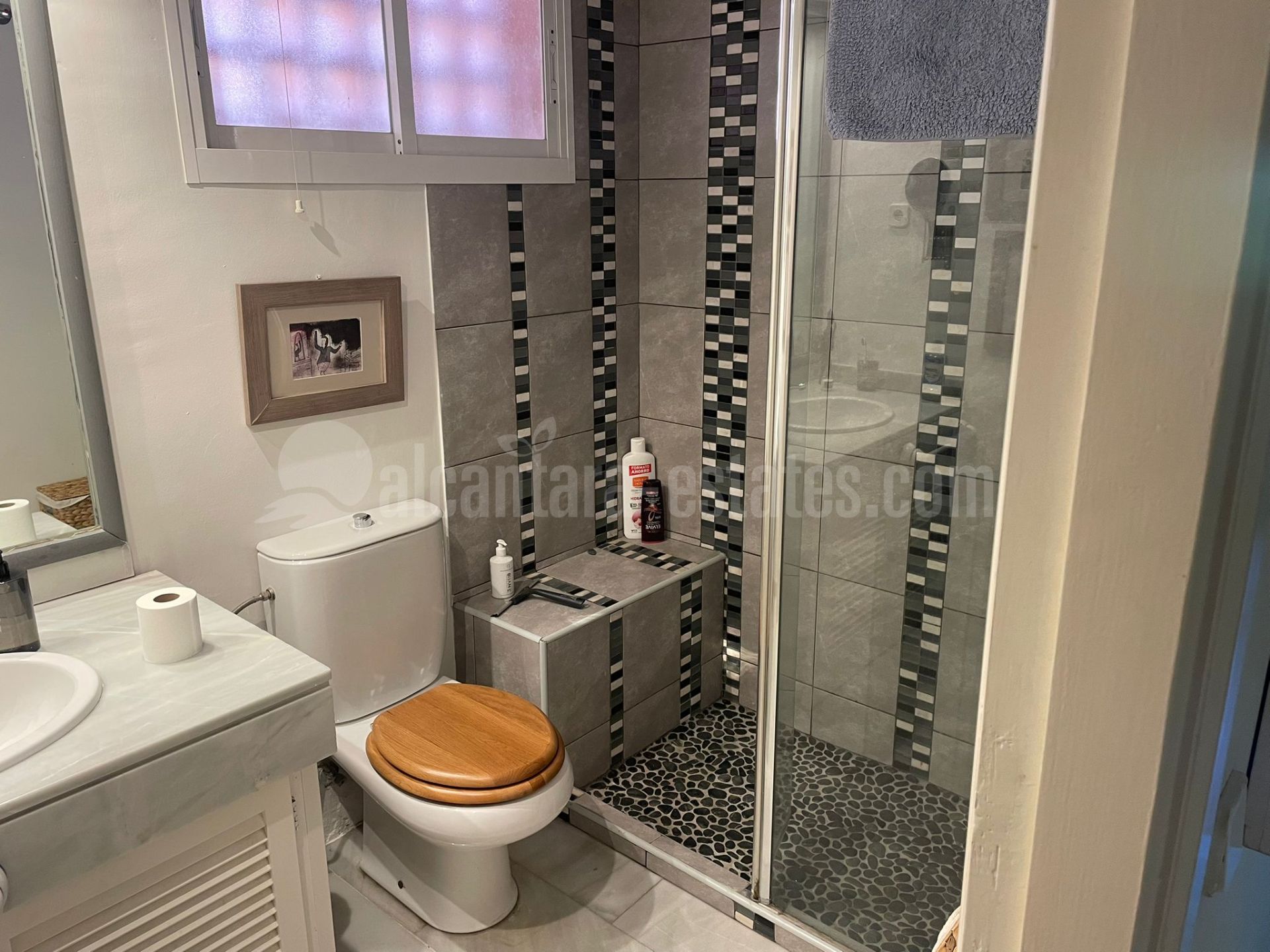 Apartamento en Jardines de las Lomas, Marbella