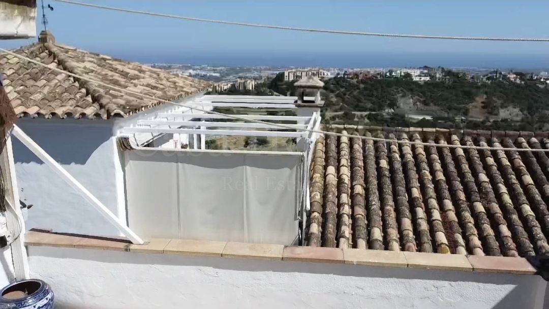 House in El Madroñal, Benahavis