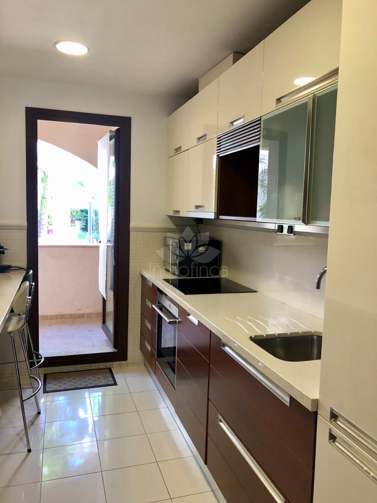 Apartamento Planta Baja en Medina de Banús, Marbella