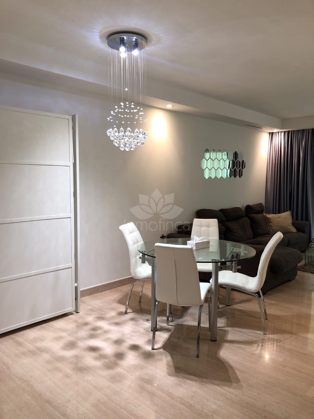 Apartamento Planta Baja en Medina de Banús, Marbella