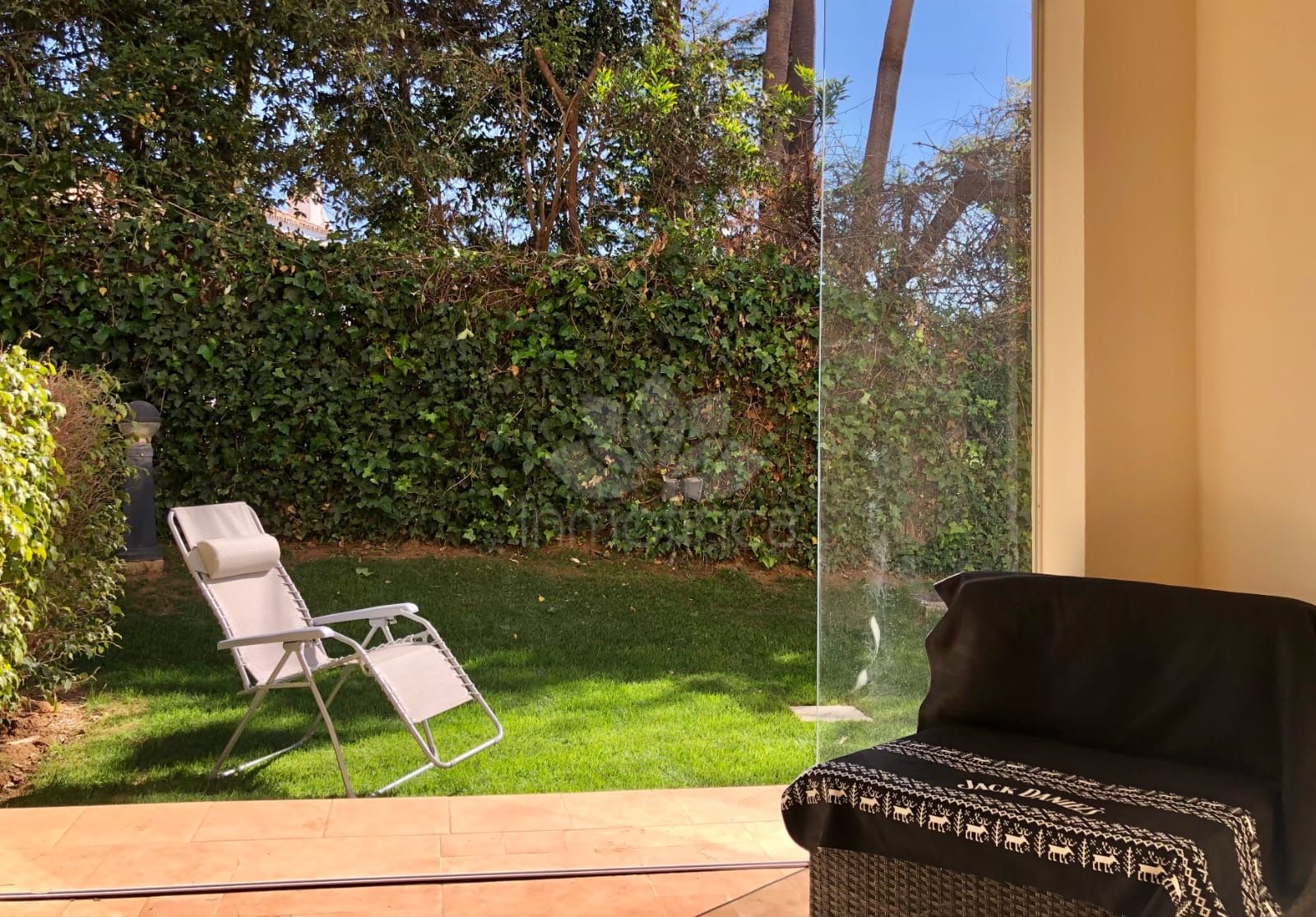 Apartamento Planta Baja en Medina de Banús, Marbella