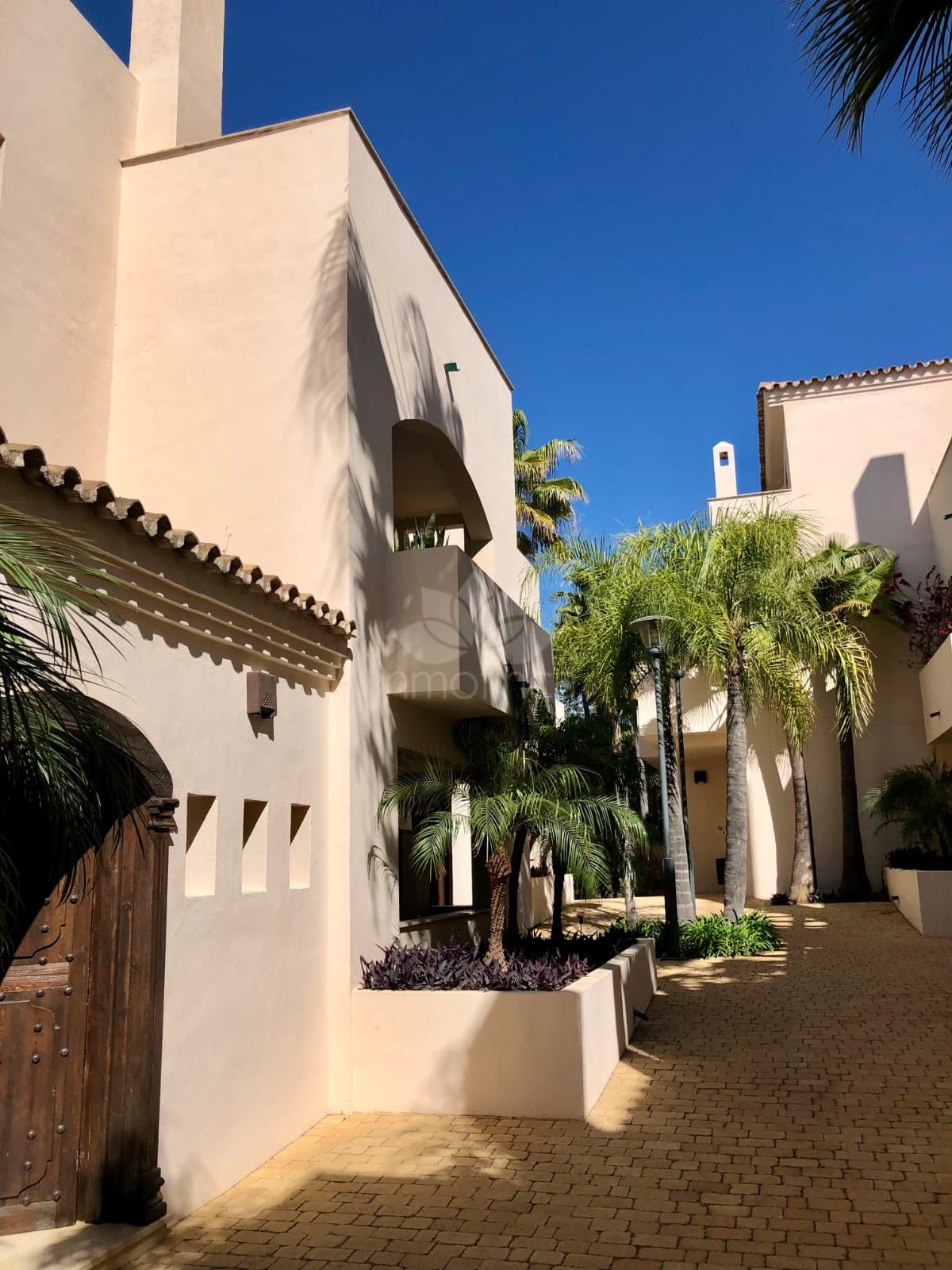 Apartamento Planta Baja en Medina de Banús, Marbella