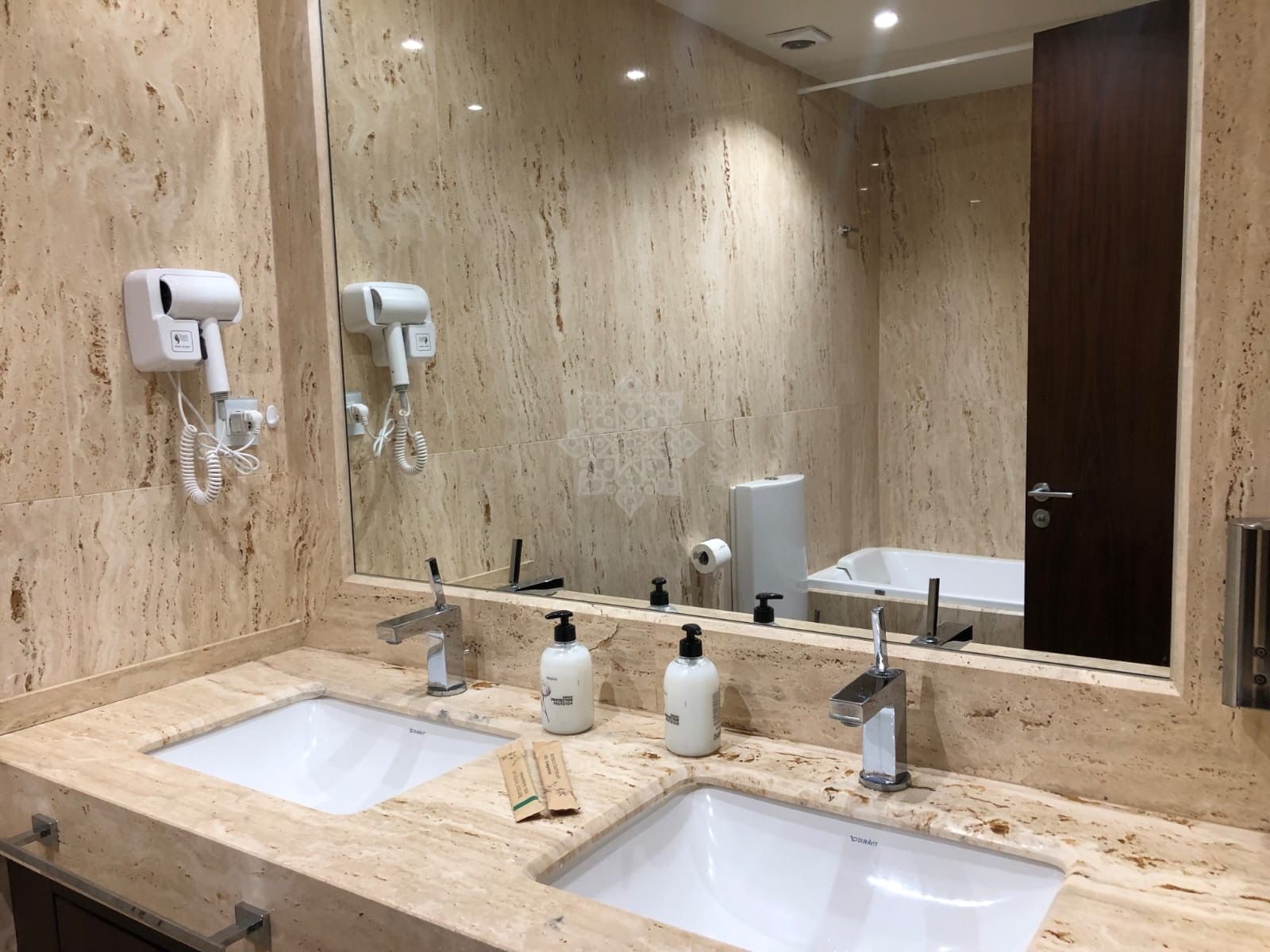 Apartamento Planta Baja en Medina de Banús, Marbella