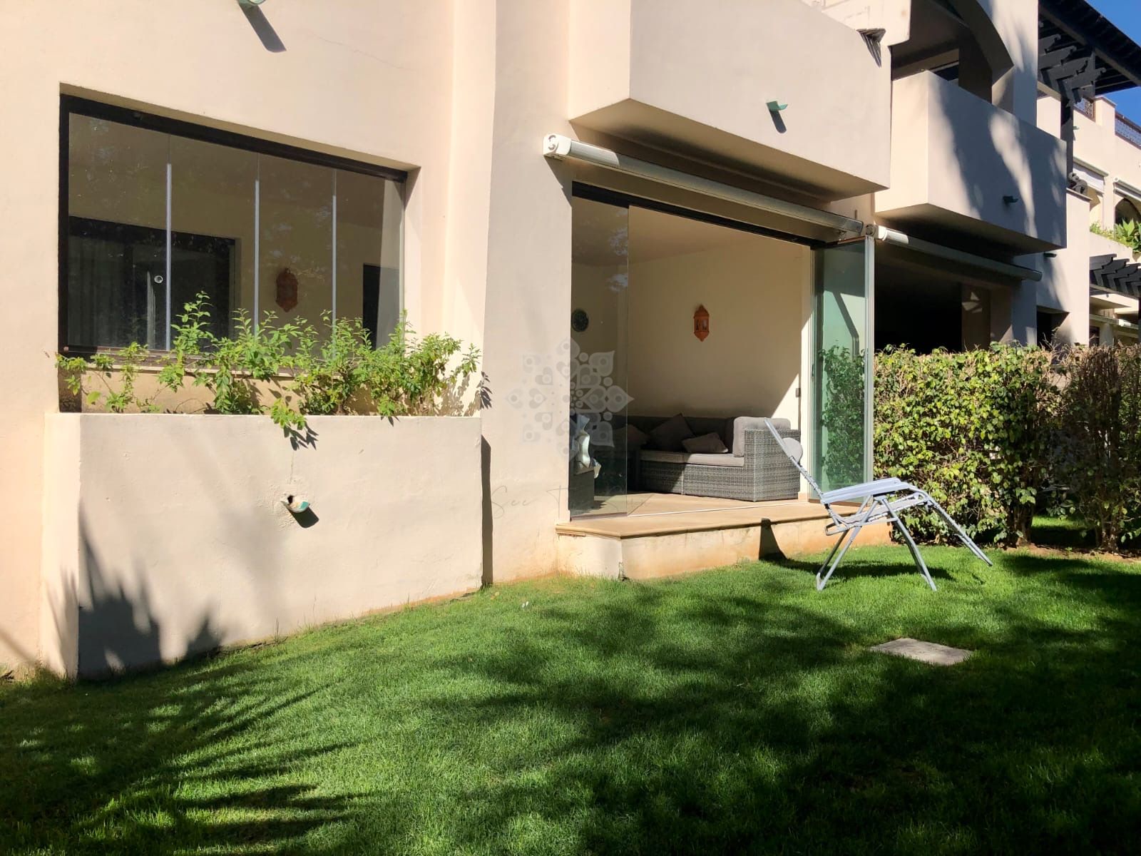 Apartamento Planta Baja en Medina de Banús, Marbella