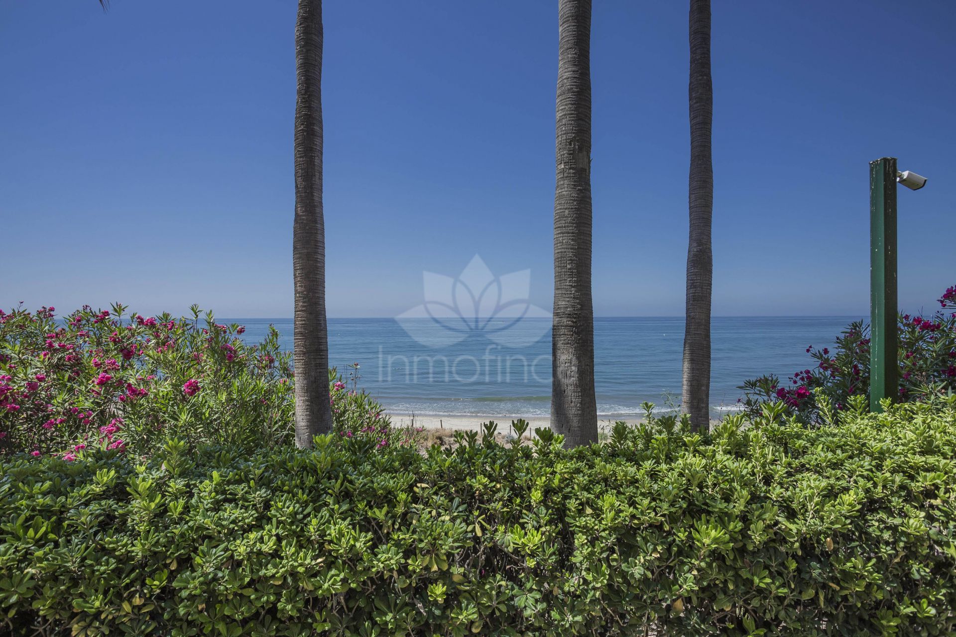 Apartamento Planta Baja en Rio Real, Marbella