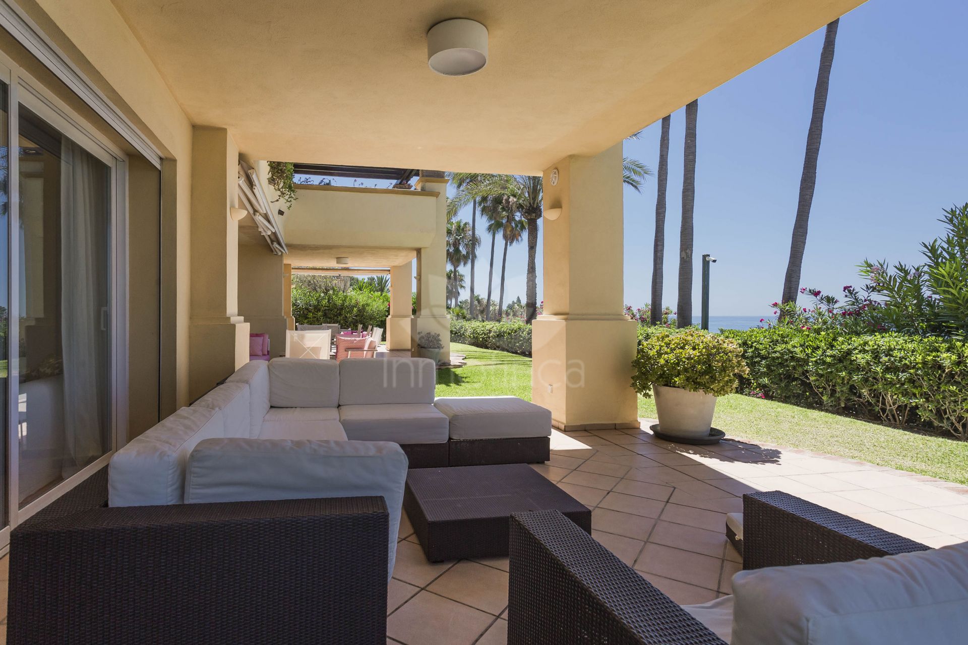 Apartamento Planta Baja en Rio Real, Marbella