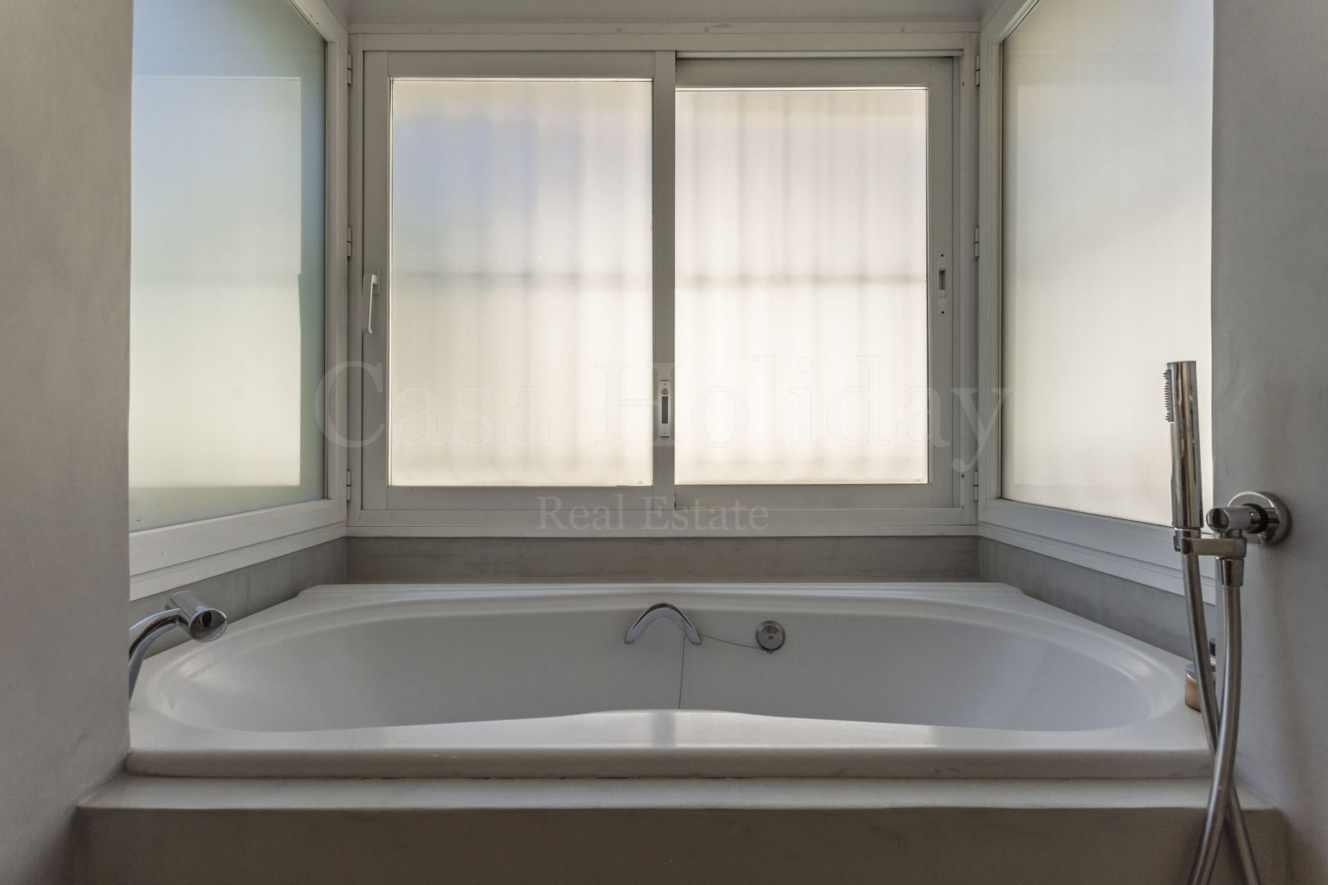 Ground Floor Apartment in Rio Real, Marbella