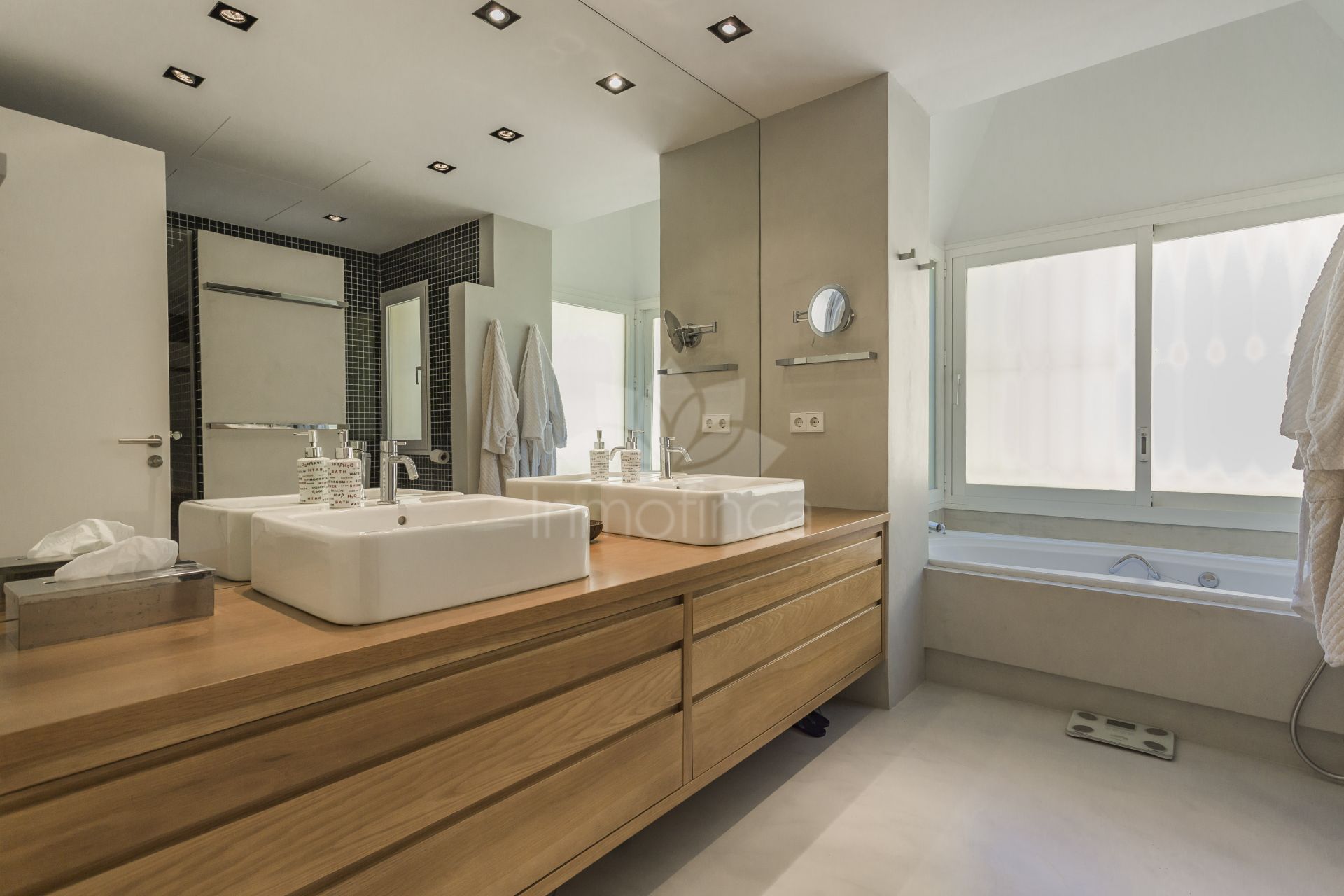 Apartamento Planta Baja en Rio Real, Marbella