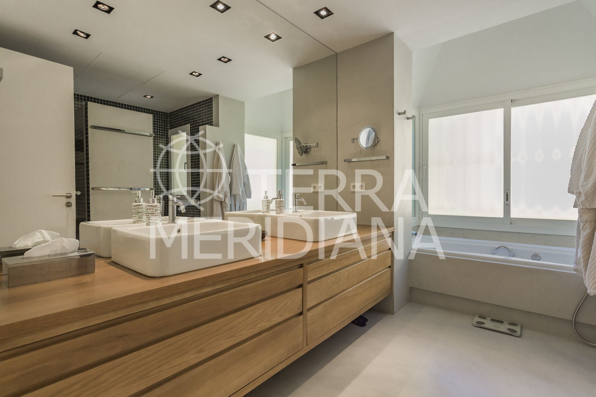 Ground Floor Apartment in Rio Real, Marbella