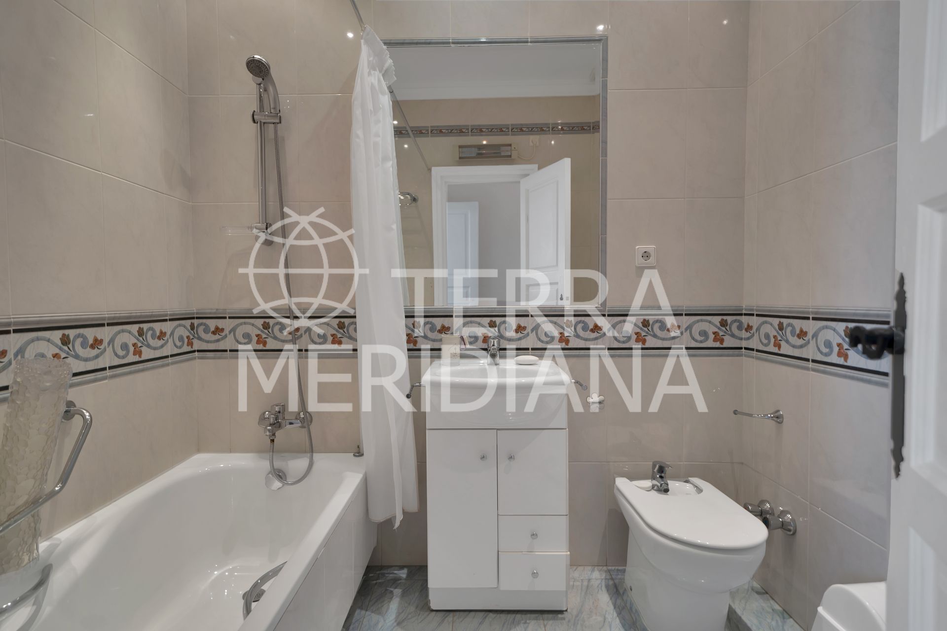 Villa in Las Brisas, Marbella