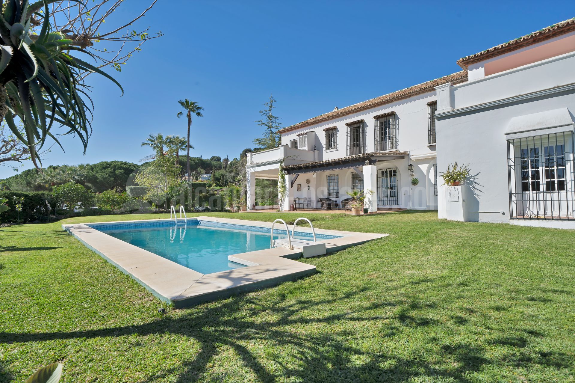 Villa in Las Brisas, Marbella