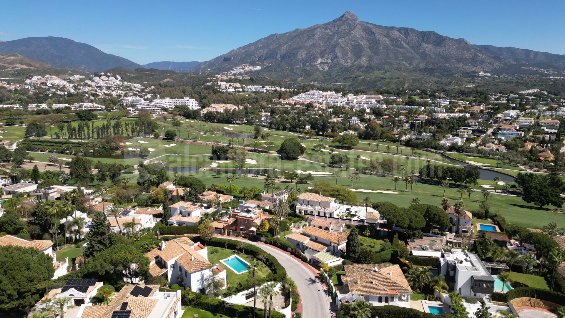 Villa in Las Brisas, Marbella