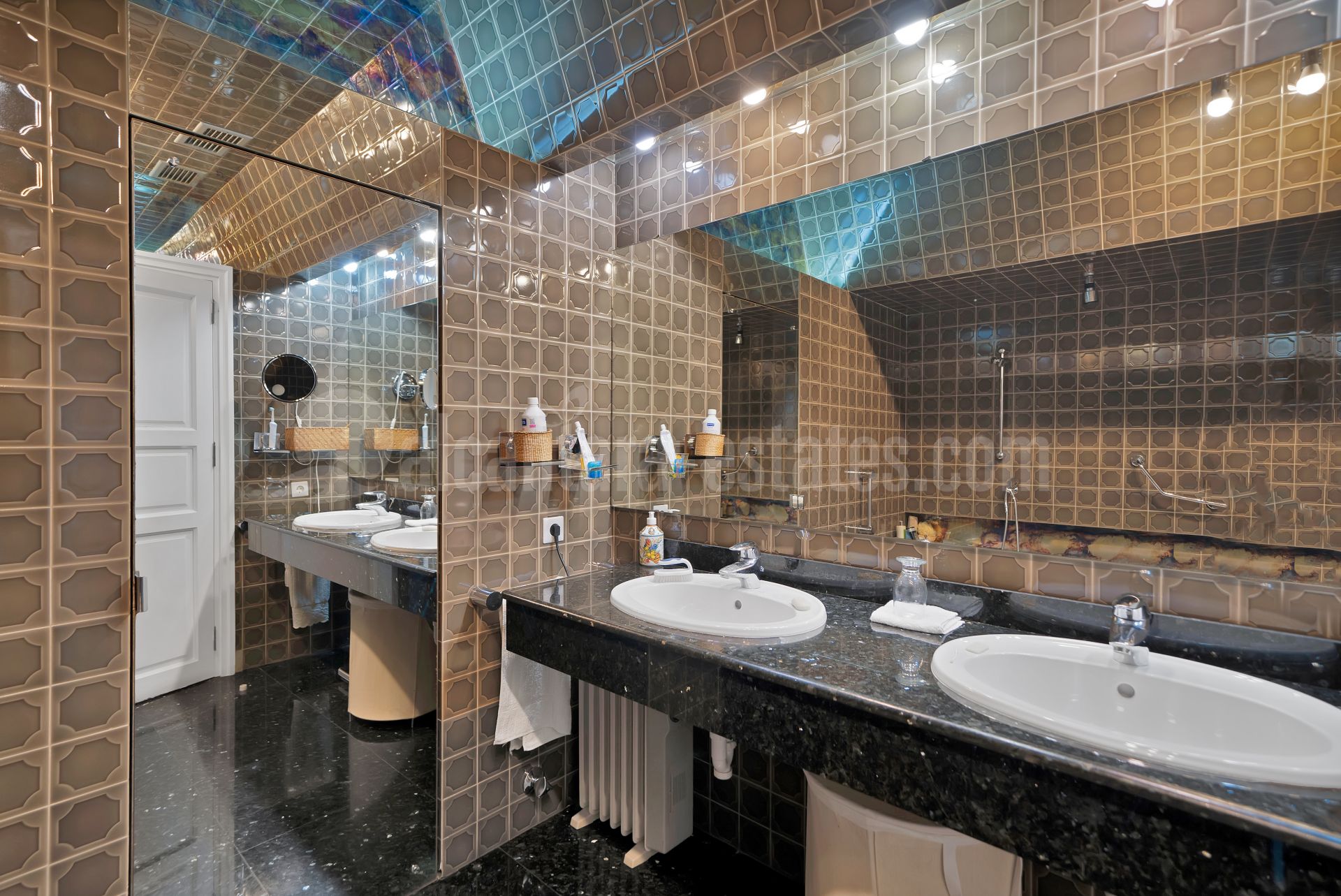 Villa in Las Brisas, Marbella