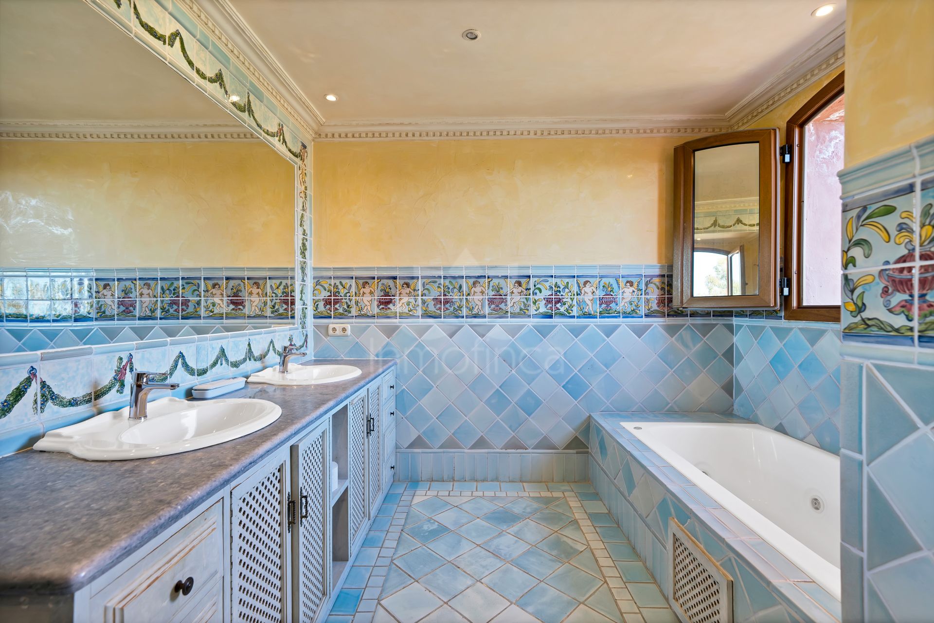 Triplex en Guadalmina Baja, San Pedro de Alcantara