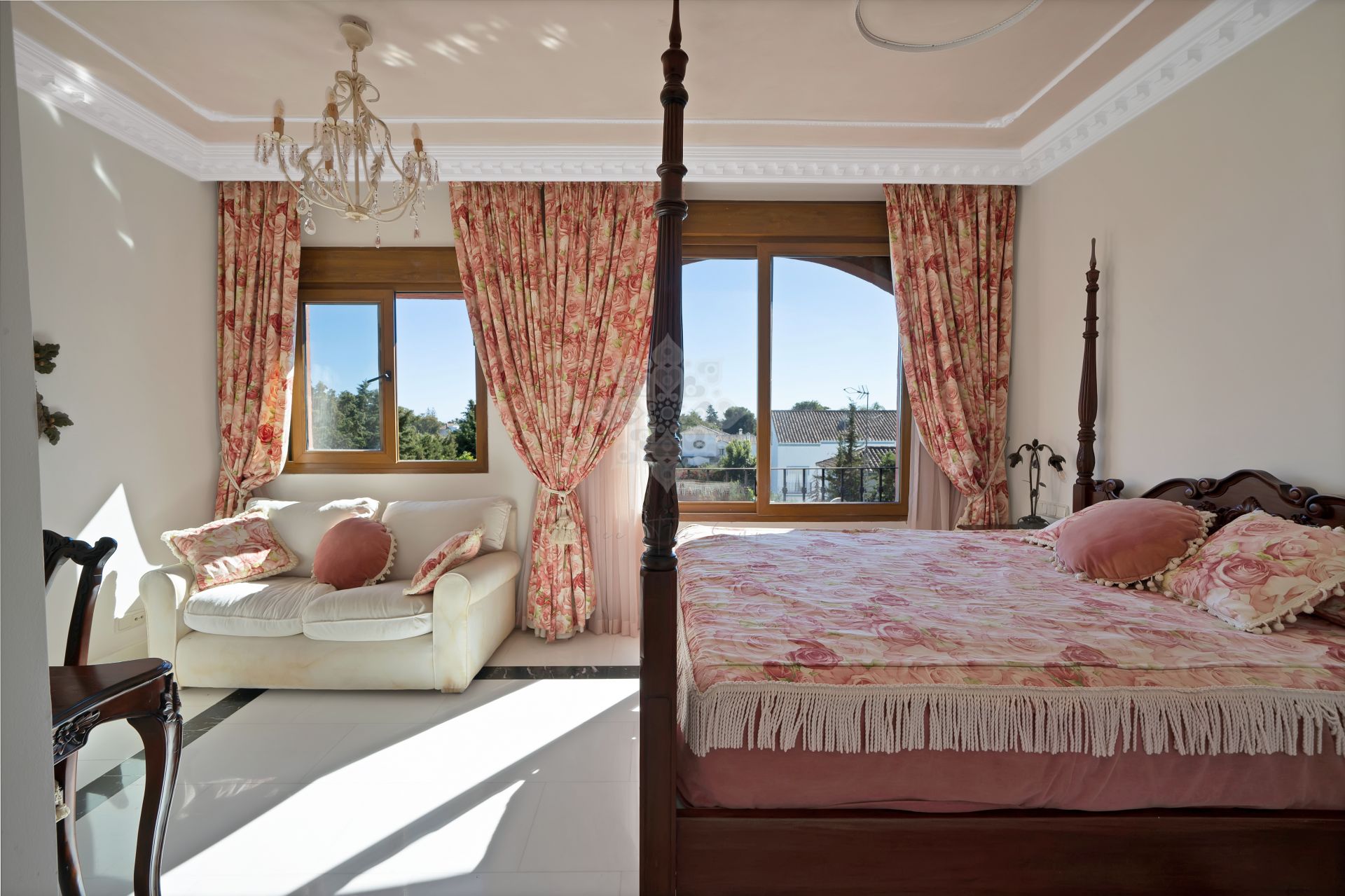 Triplex in Guadalmina Baja, San Pedro de Alcantara