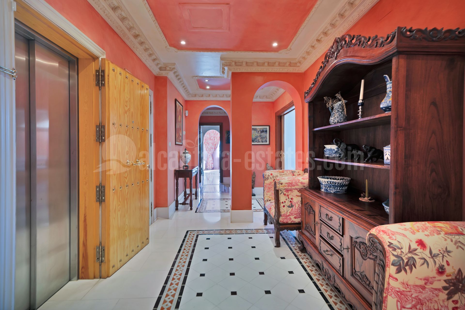 Triplex in Guadalmina Baja, San Pedro de Alcantara