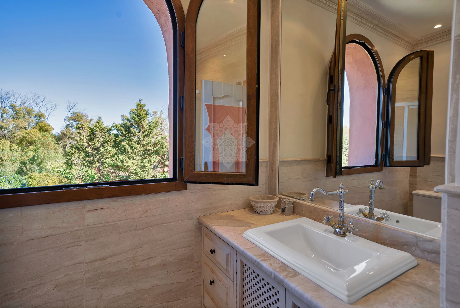 Triplex in Guadalmina Baja, San Pedro de Alcantara