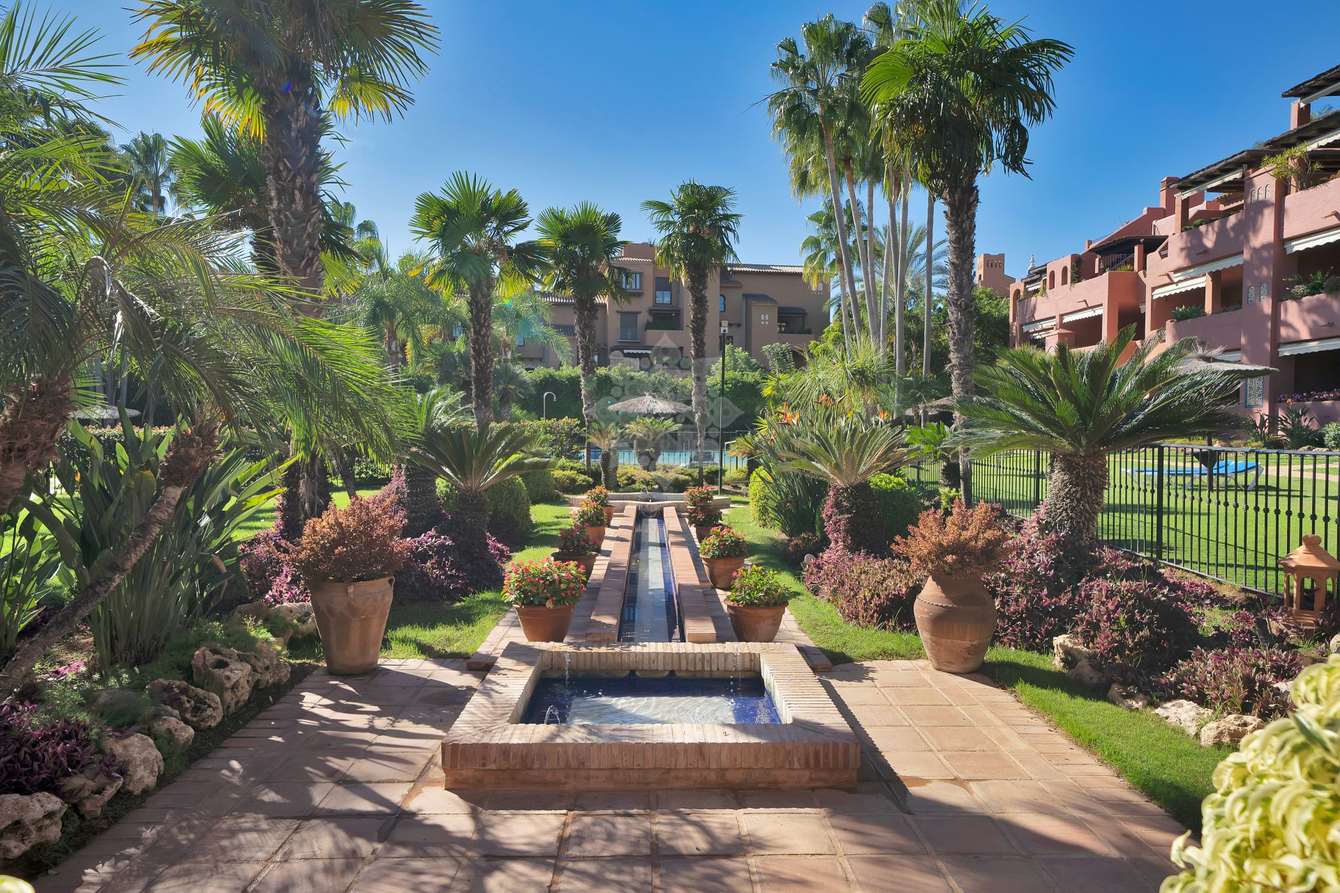 Triplex in Guadalmina Baja, San Pedro de Alcantara