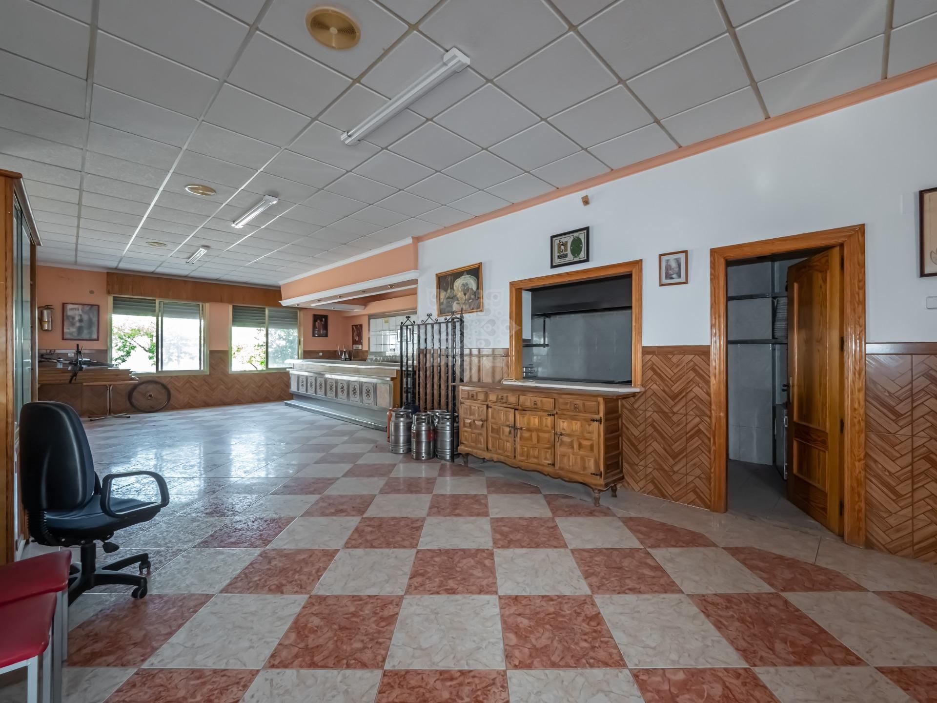 Local Comercial en Alozaina