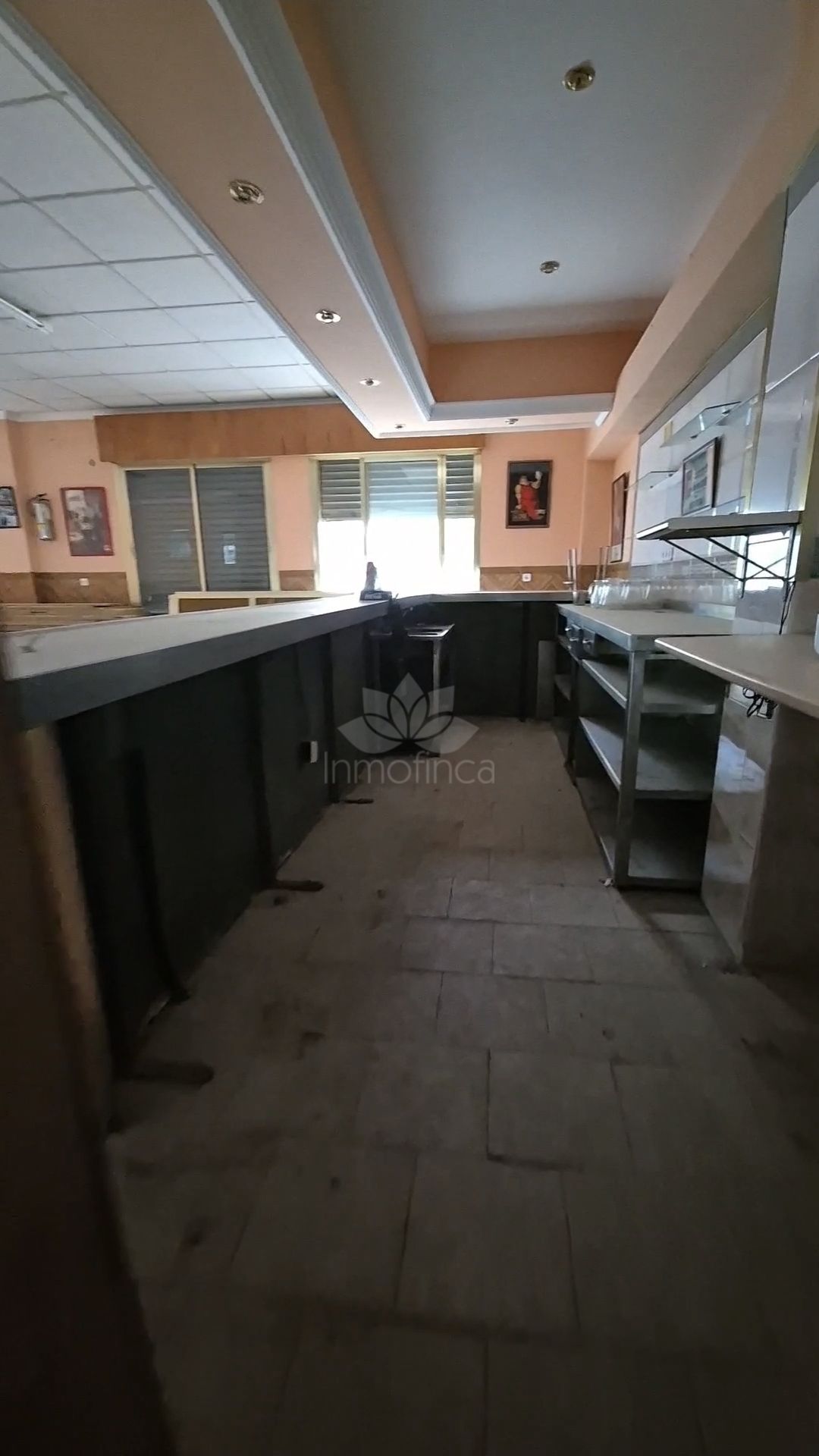 Commercial Premises in Alozaina