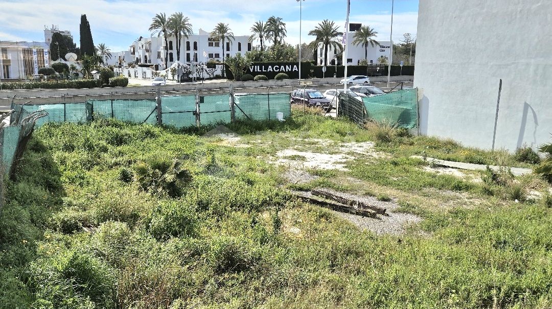 Urban & Commercial Plot in a Strategic Location – New Golden Mile, Cancelada, Estepona
