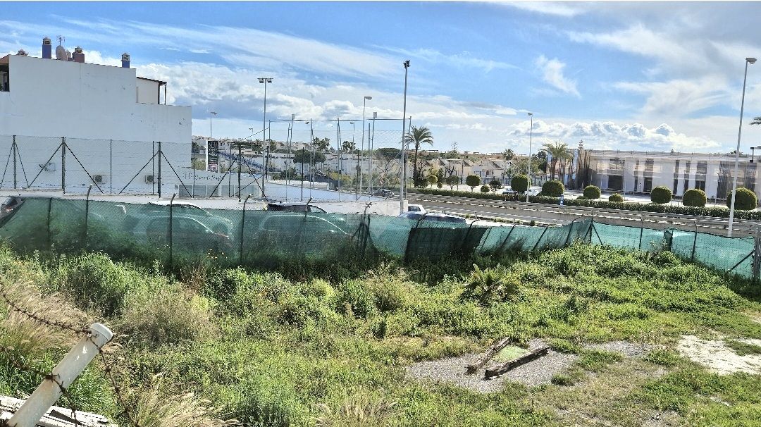 Plot in Cancelada, Estepona