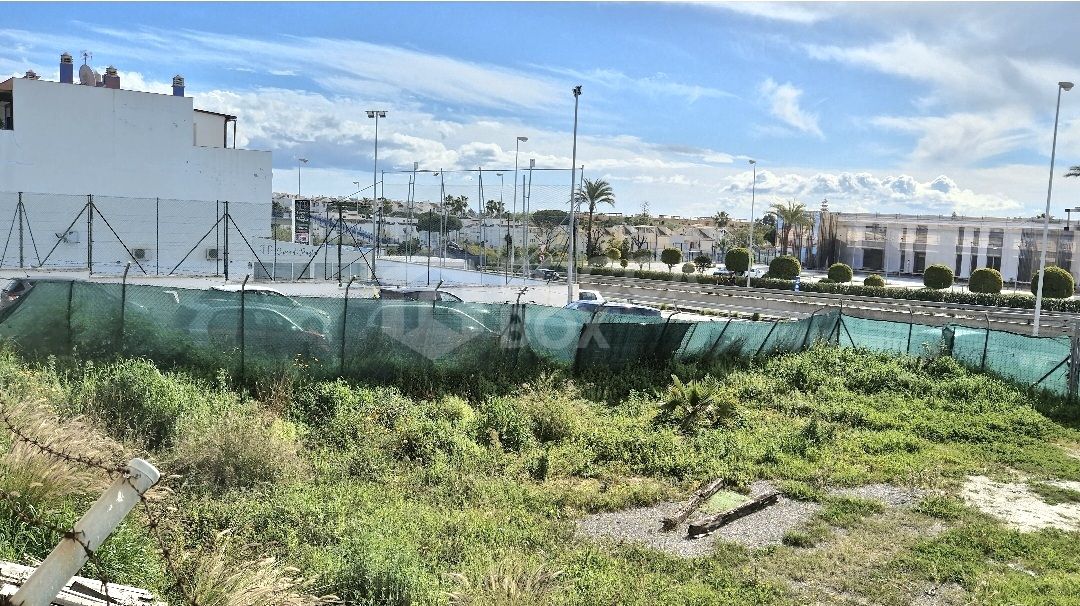 Urban & Commercial Plot in a Strategic Location – New Golden Mile, Cancelada, Estepona